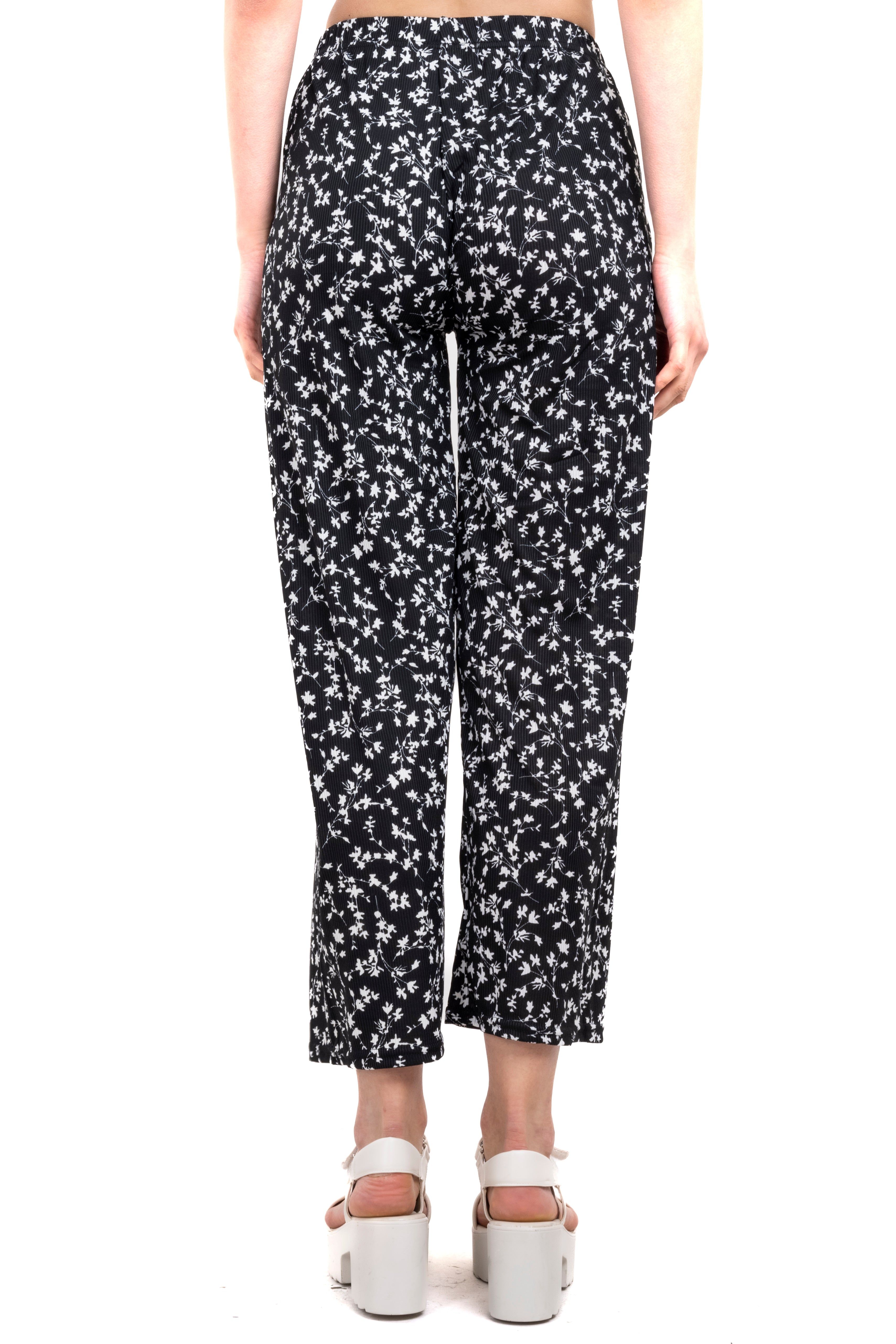 Pantalón straight cintura elástico flores sold by Shasa product image thumbnail 4