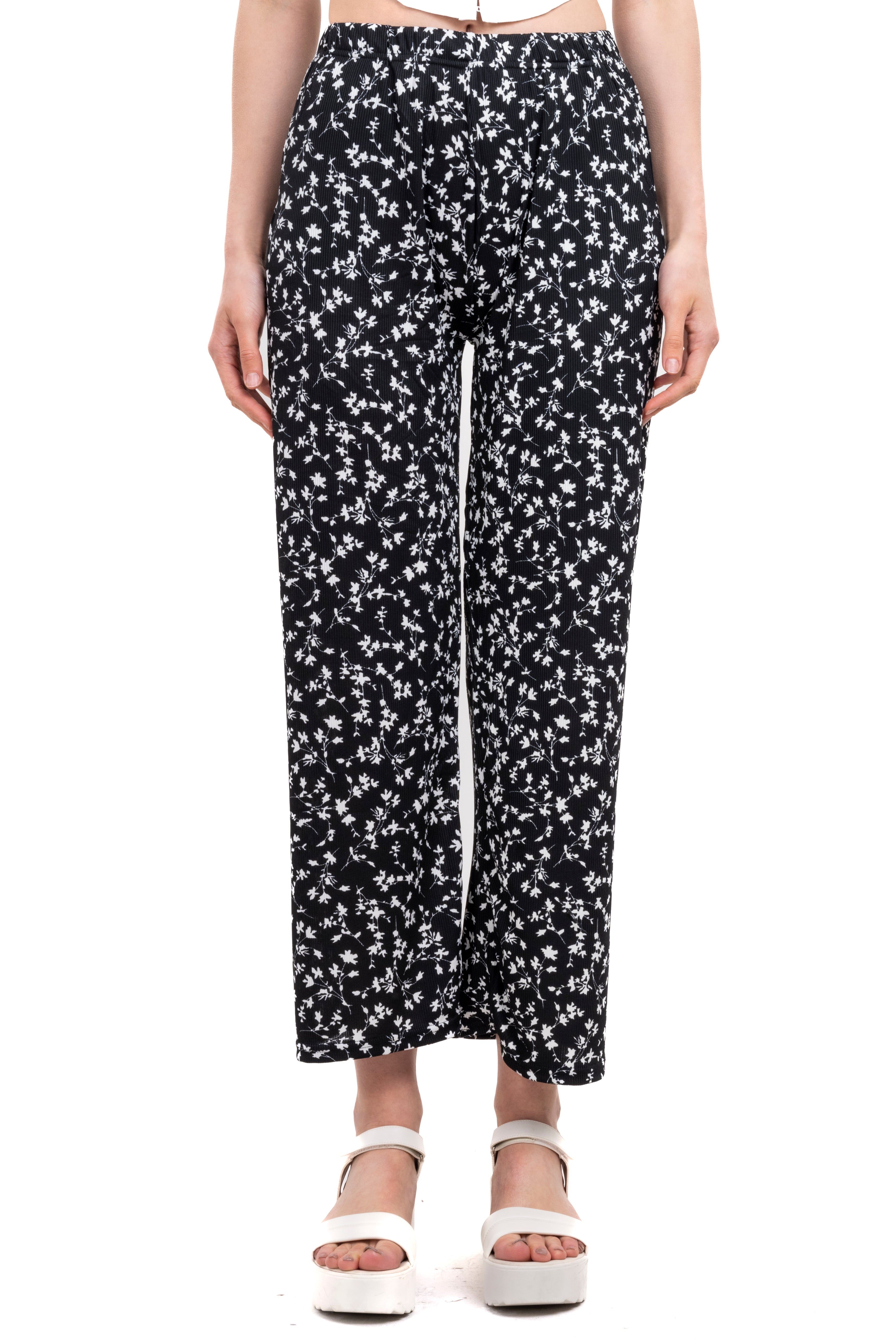 Pantalón straight cintura elástico flores sold by Shasa