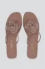 Sandala pata de gallo brillos flor sold by Shasa