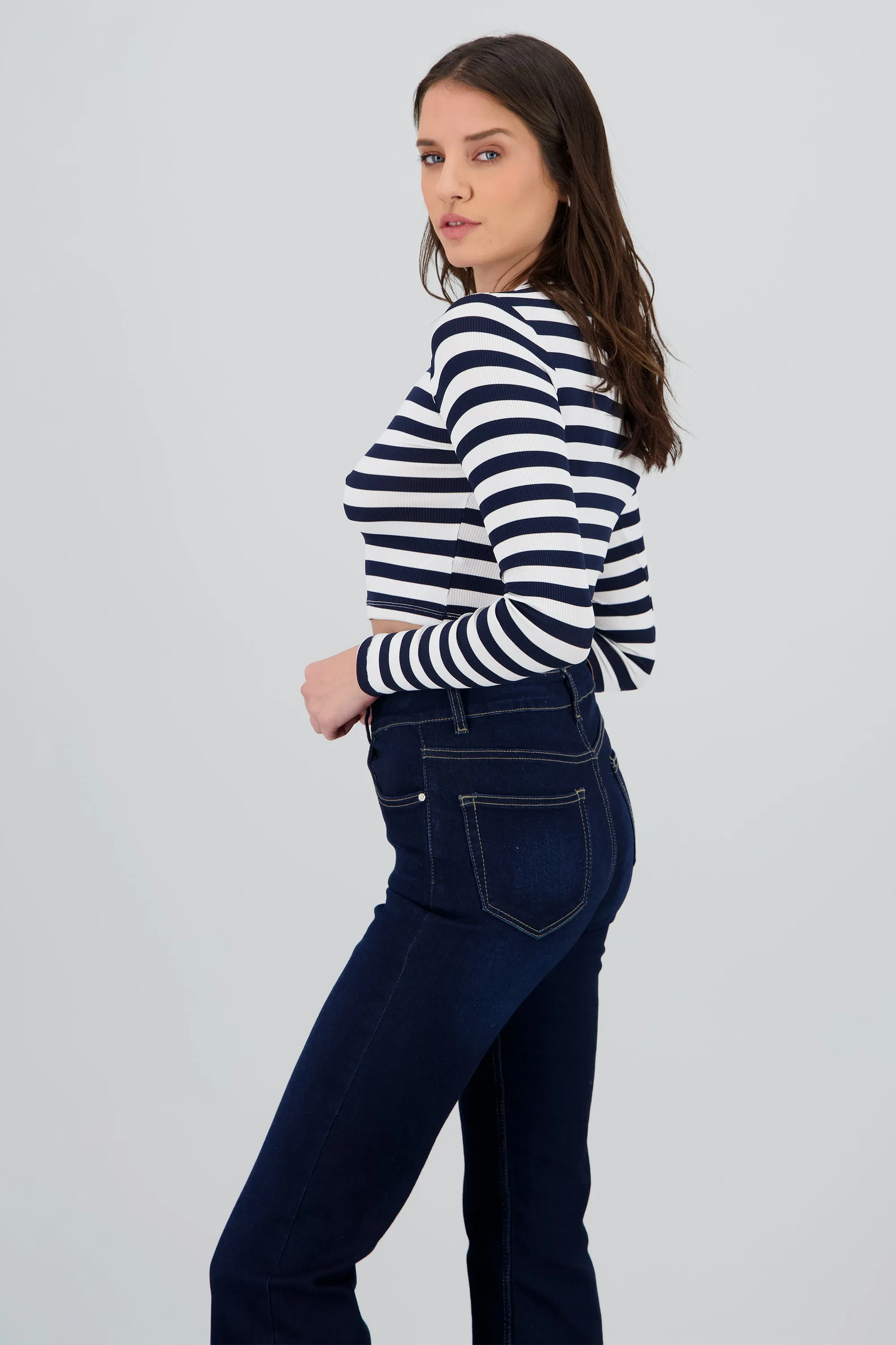 Blusa manga larga crop rayas sold by Shasa product image thumbnail 3