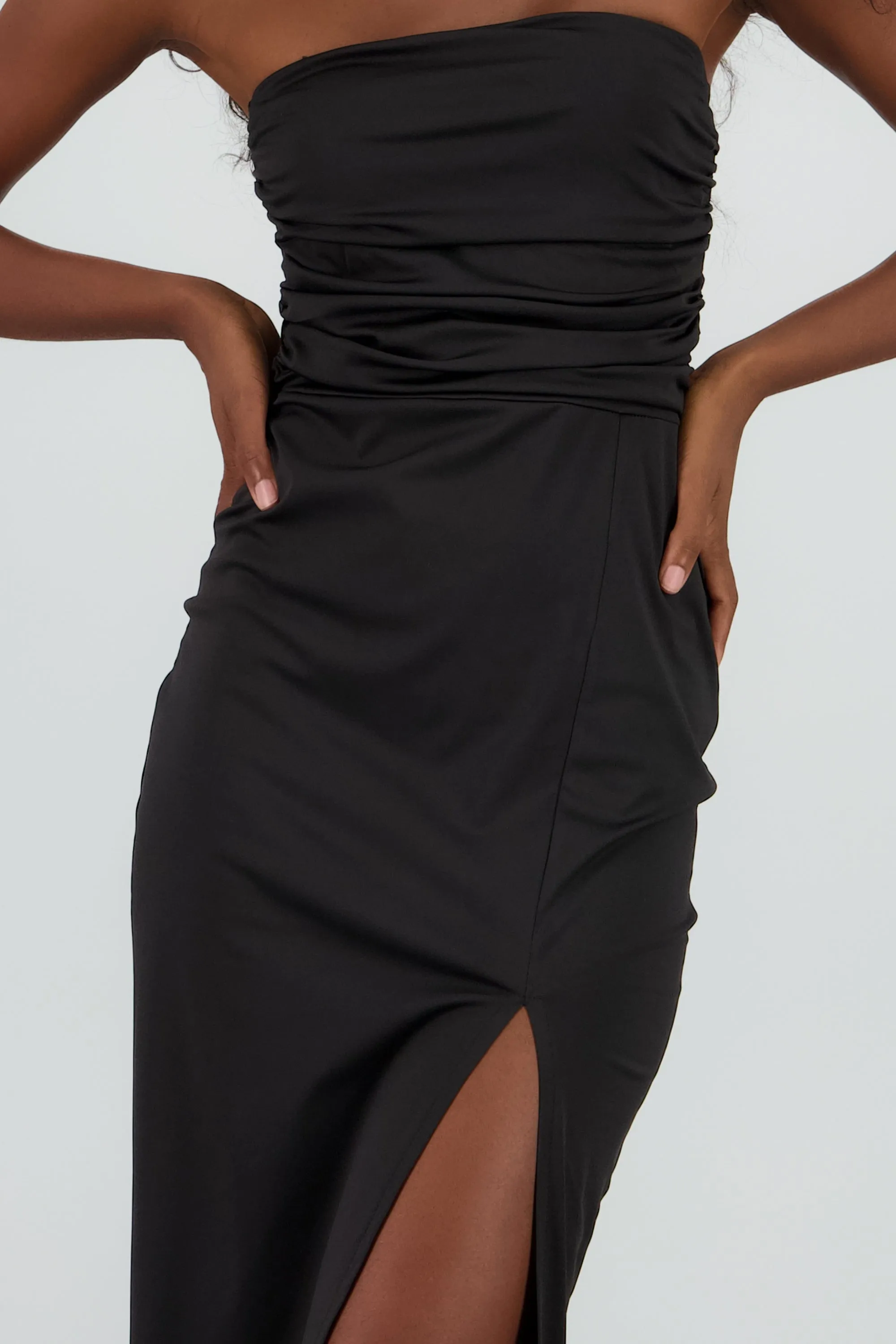 Vestido midi detalle strapless drapeado sold by Shasa product image thumbnail 5