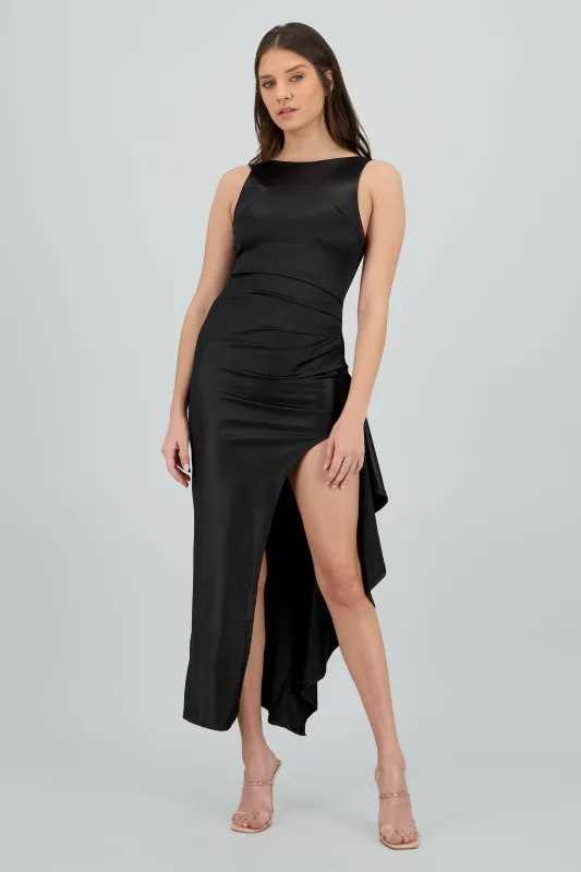 Vestido satinado pliegue con olan liso sold by Shasa