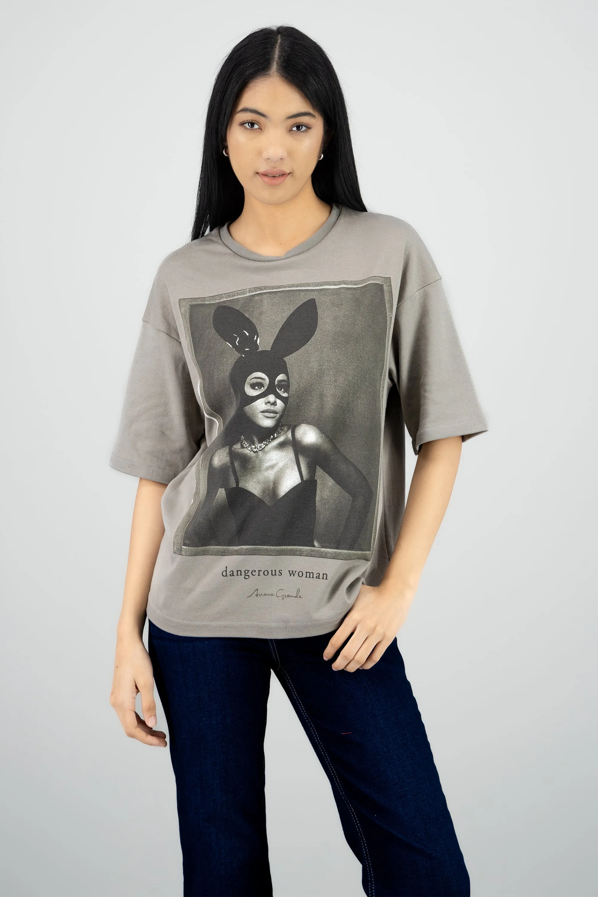 Playera Ariana Grande Dangerous woman sold by Shasa