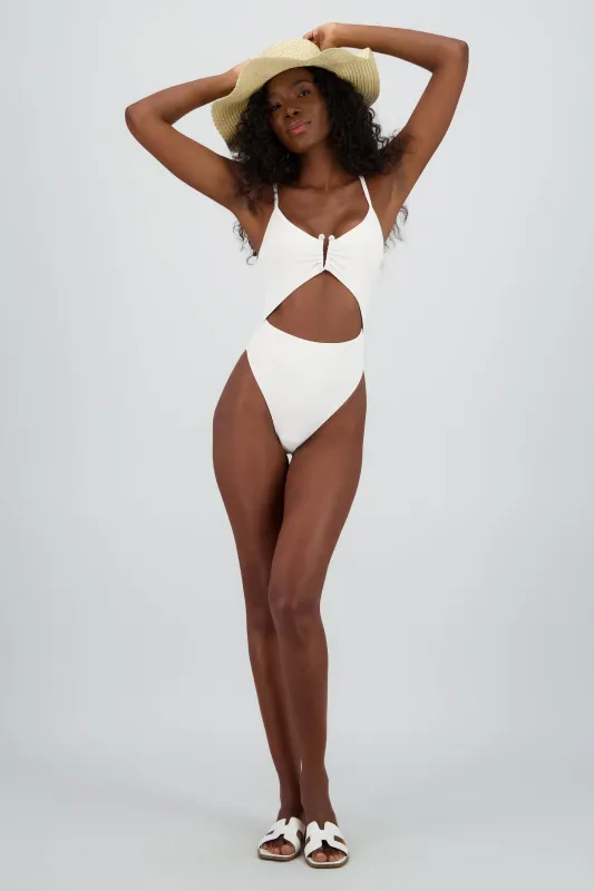 Traje de baño cutout escote perlas sold by Shasa