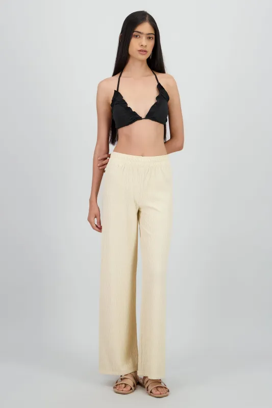 Pantalon flared textura sold by Shasa