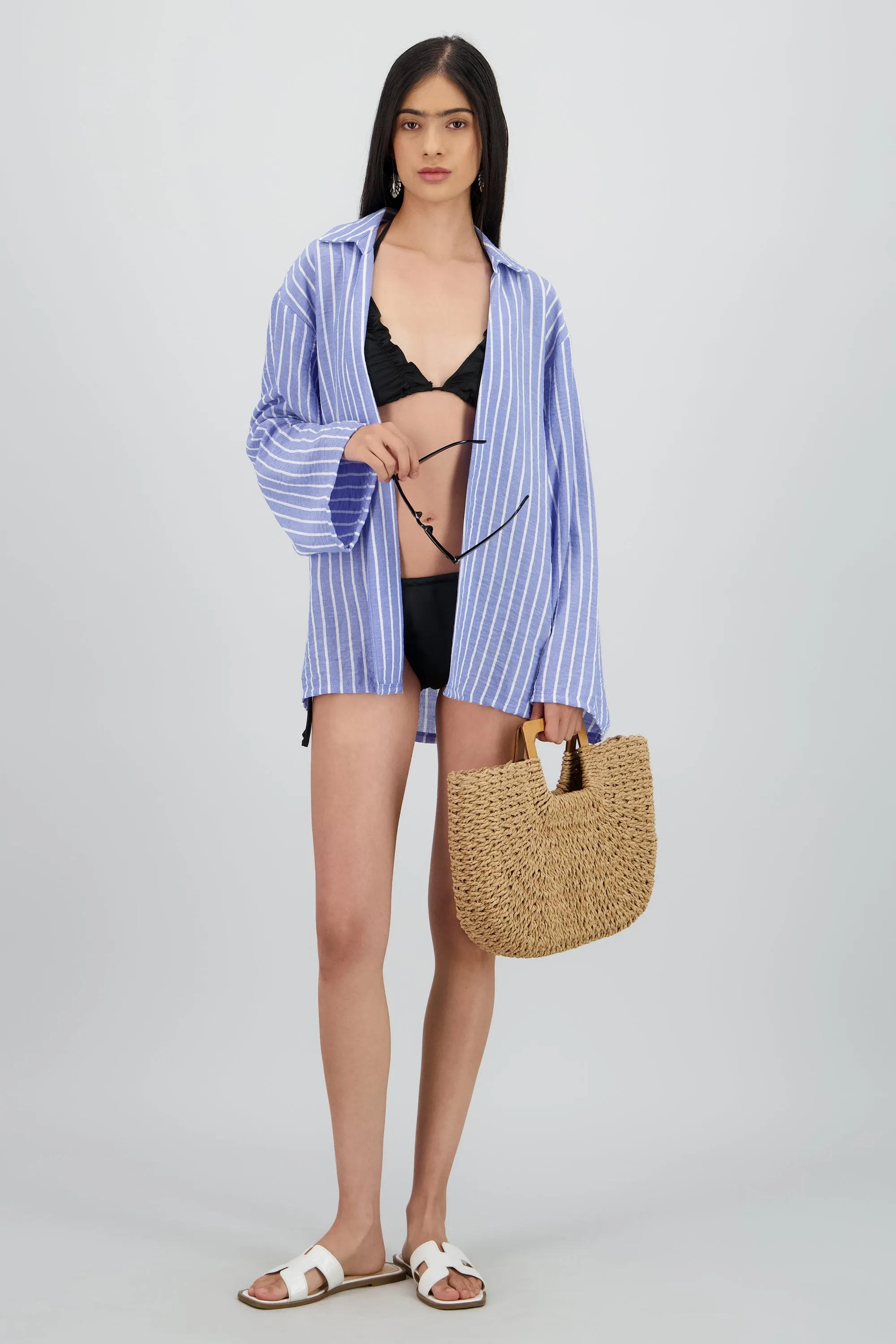 Camisa oversized lineas sold by Shasa