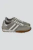 Tenis casual lineas impermeable sold by Shasa