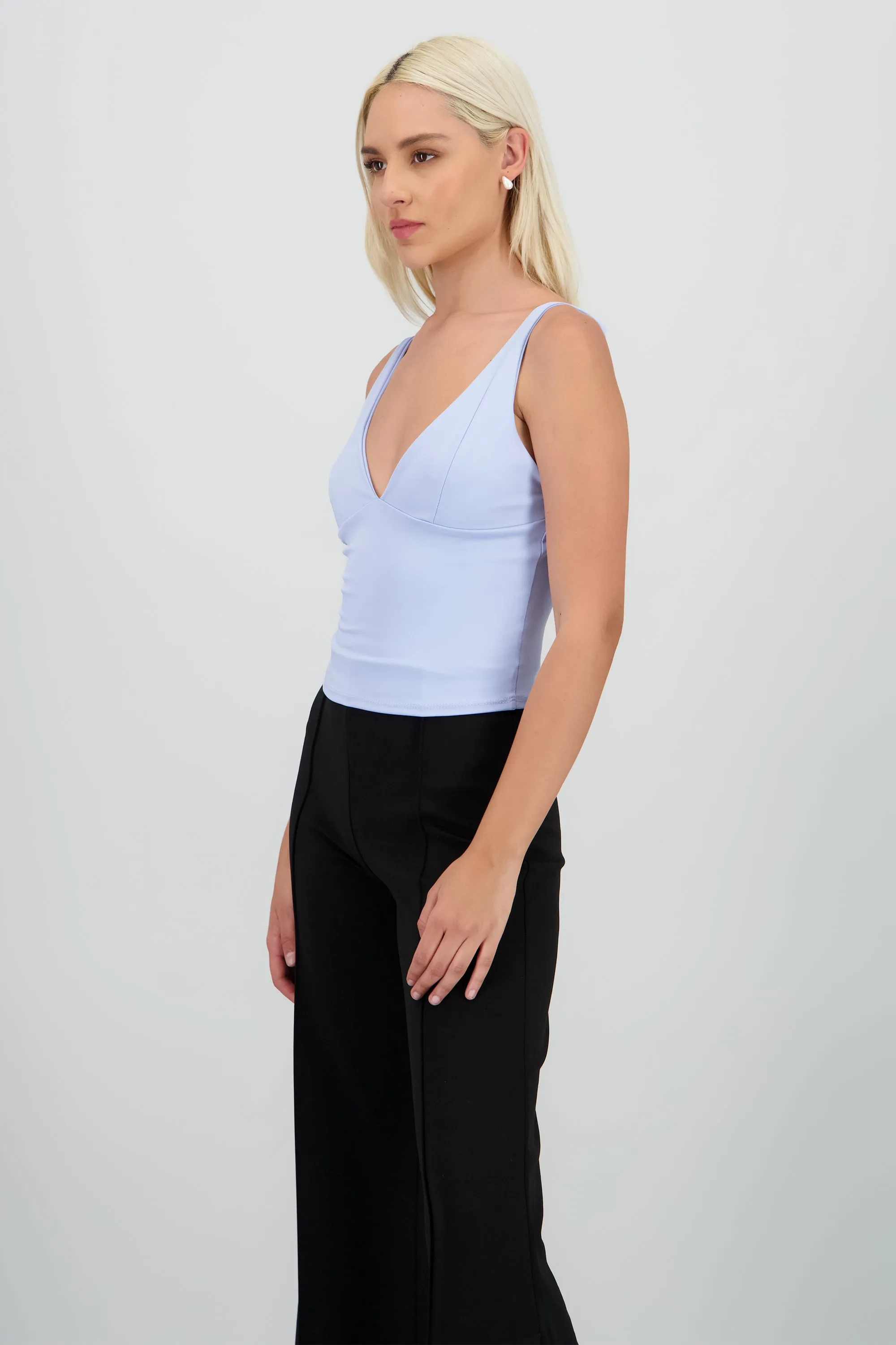 Top escote V liso sold by Shasa product image thumbnail 3