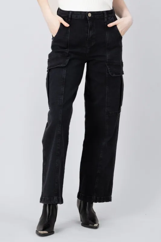 Jeans cargo dos bolsas con cortes sold by Shasa