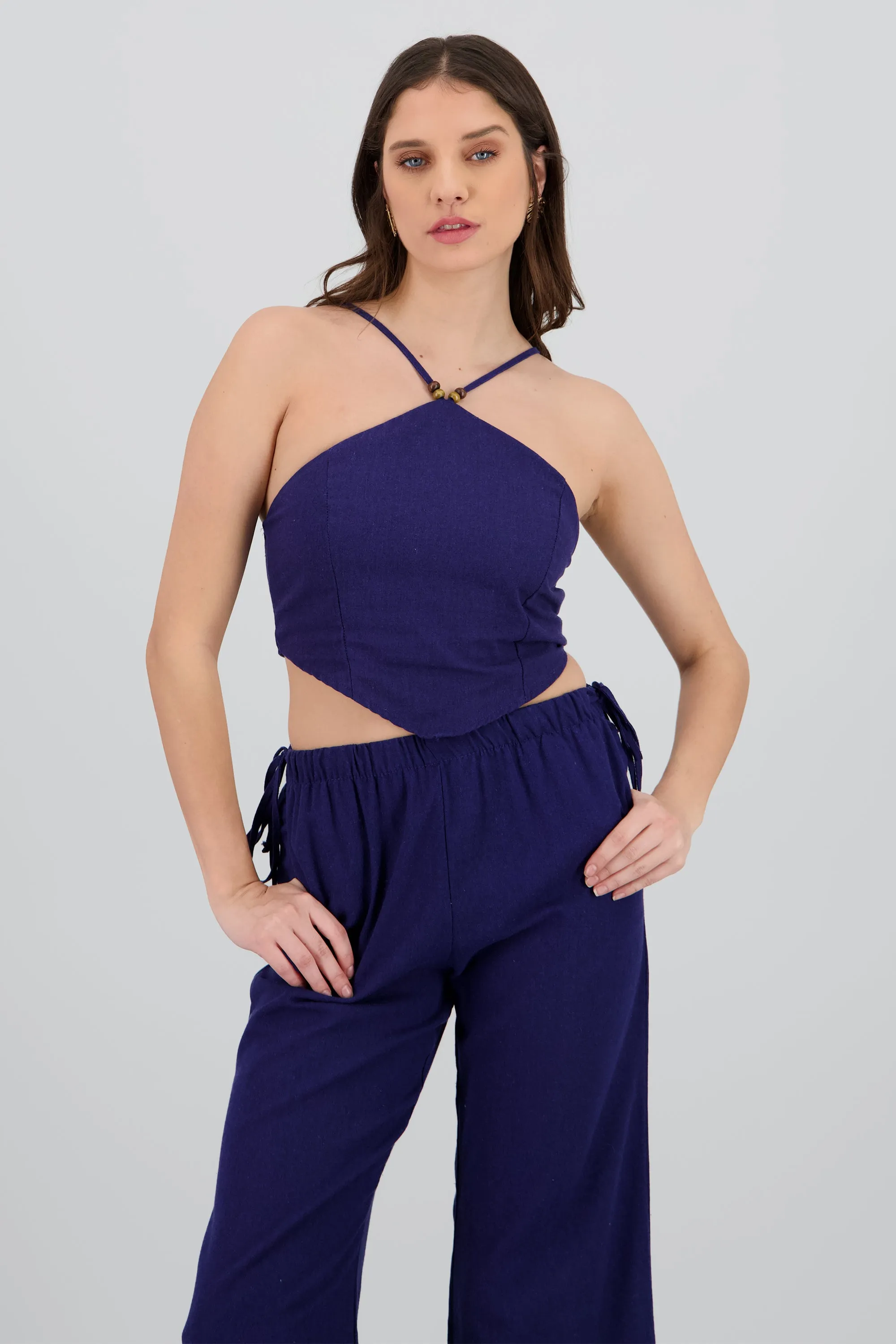 Top cuentas halter sold by Shasa