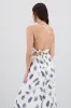 Top halter estampado tropical sold by Shasa