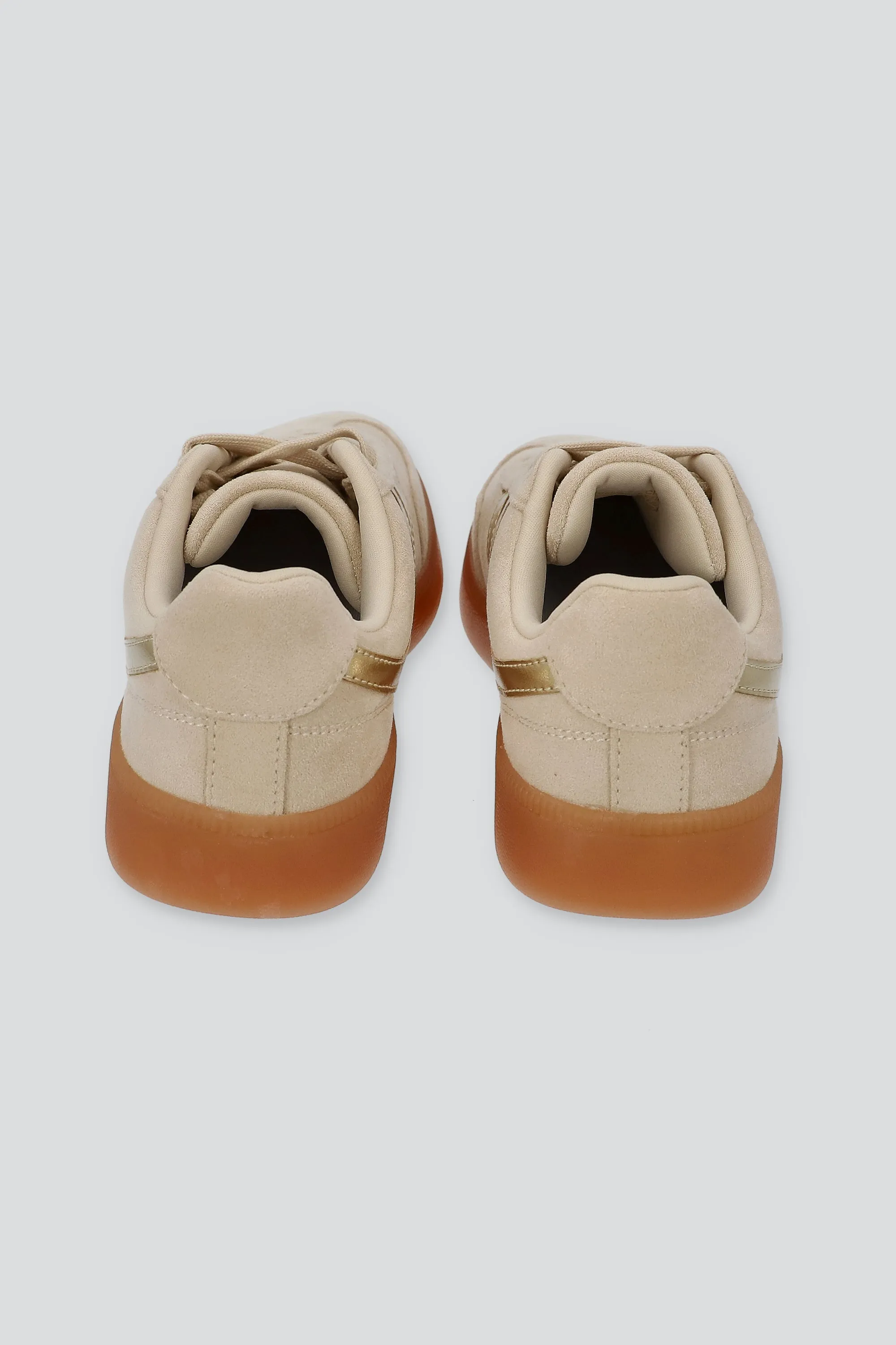 Tenis retro gamucina detalle metálico sold by Shasa product image thumbnail 5