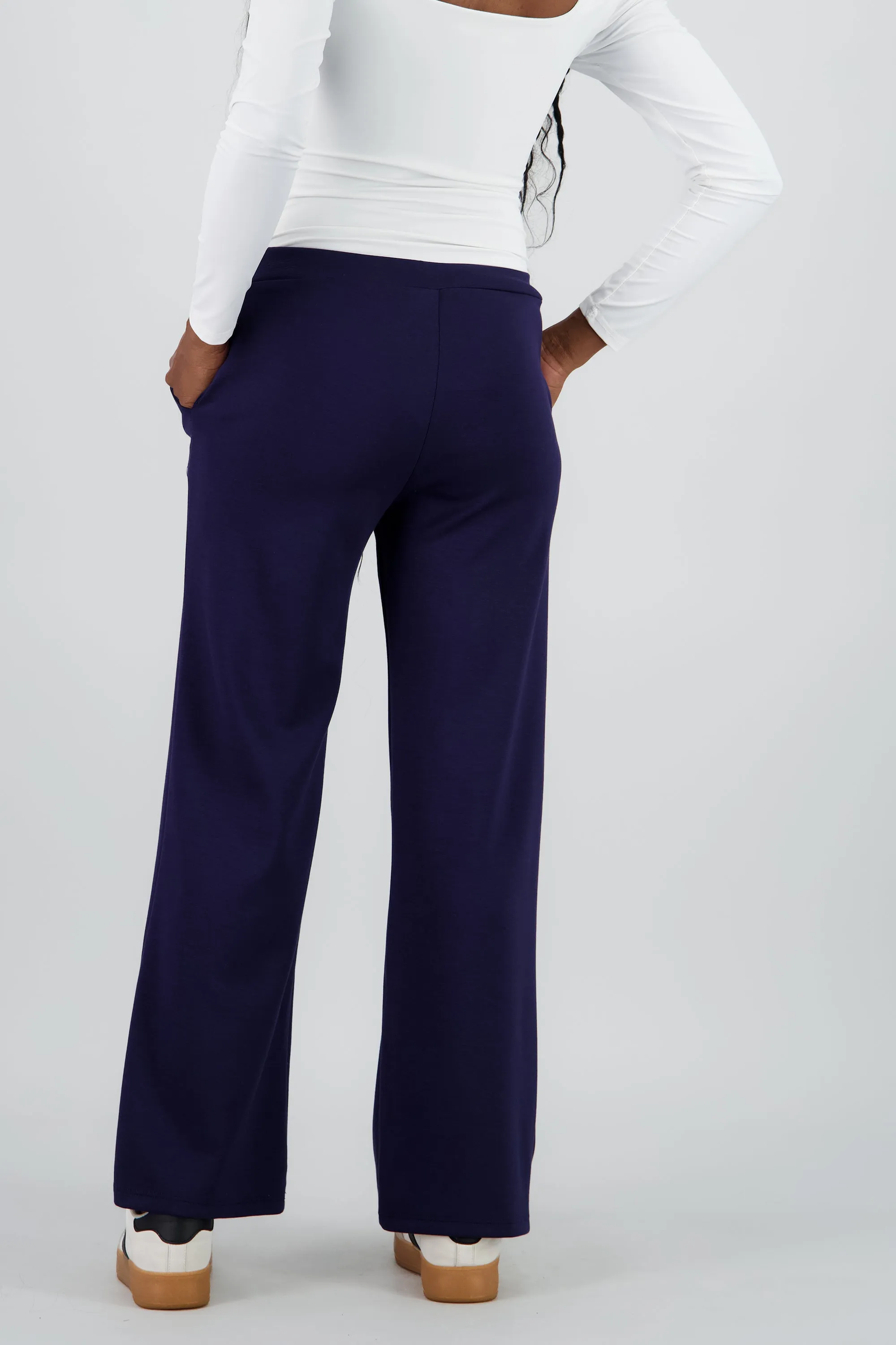 Pantalon amplio liso detalle bolsas sold by Shasa product image thumbnail 4