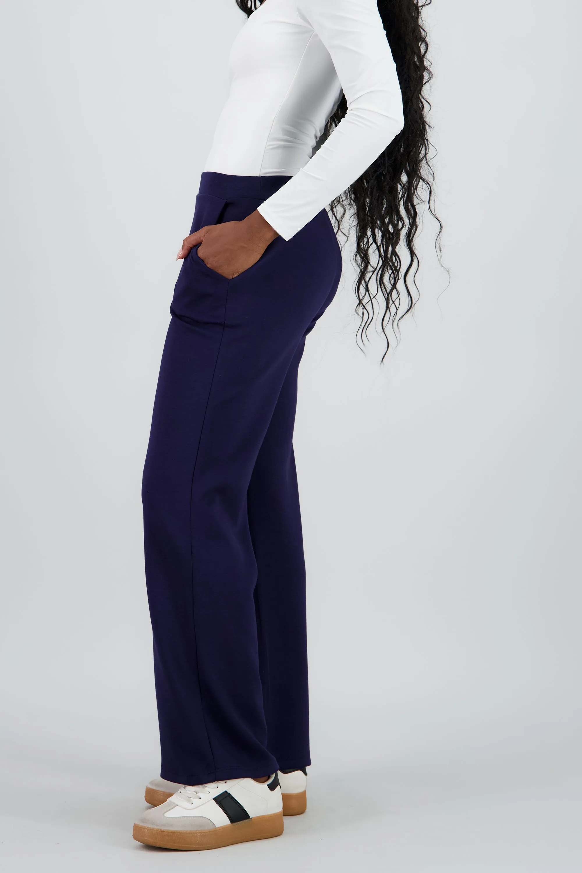 Pantalon amplio liso detalle bolsas sold by Shasa product image thumbnail 3