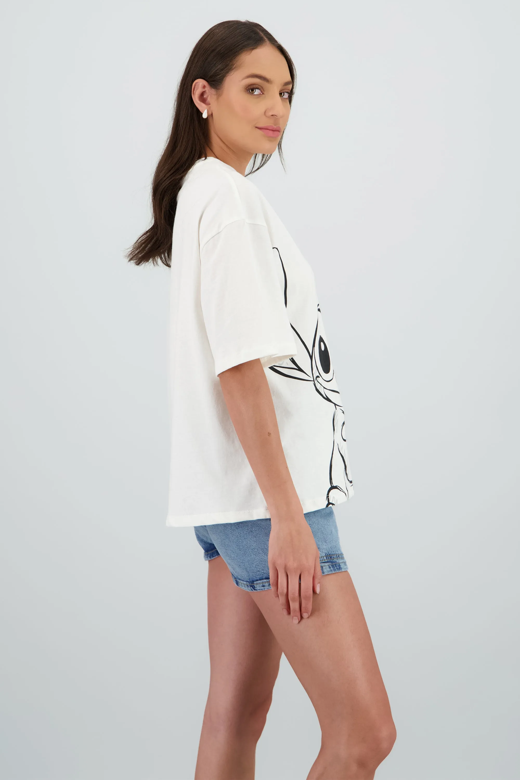 Playera over stitch dibujo sold by Shasa product image thumbnail 3