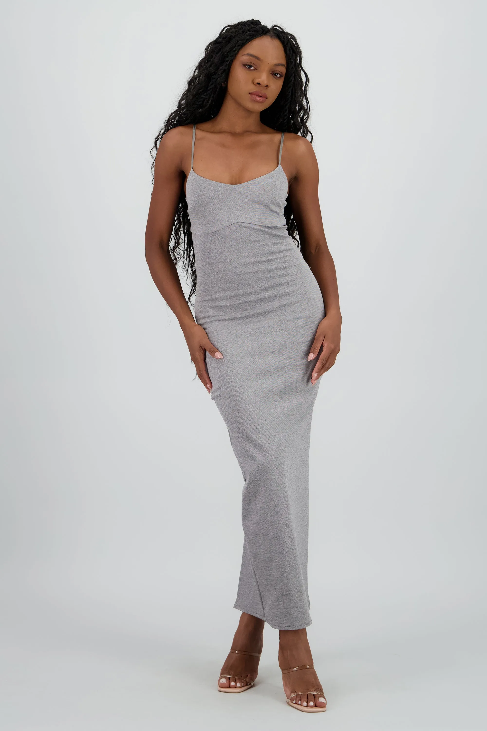 Maxi vestido bodycon liso sold by Shasa