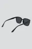 Lentes de sol oversize detalle metalico sold by Shasa