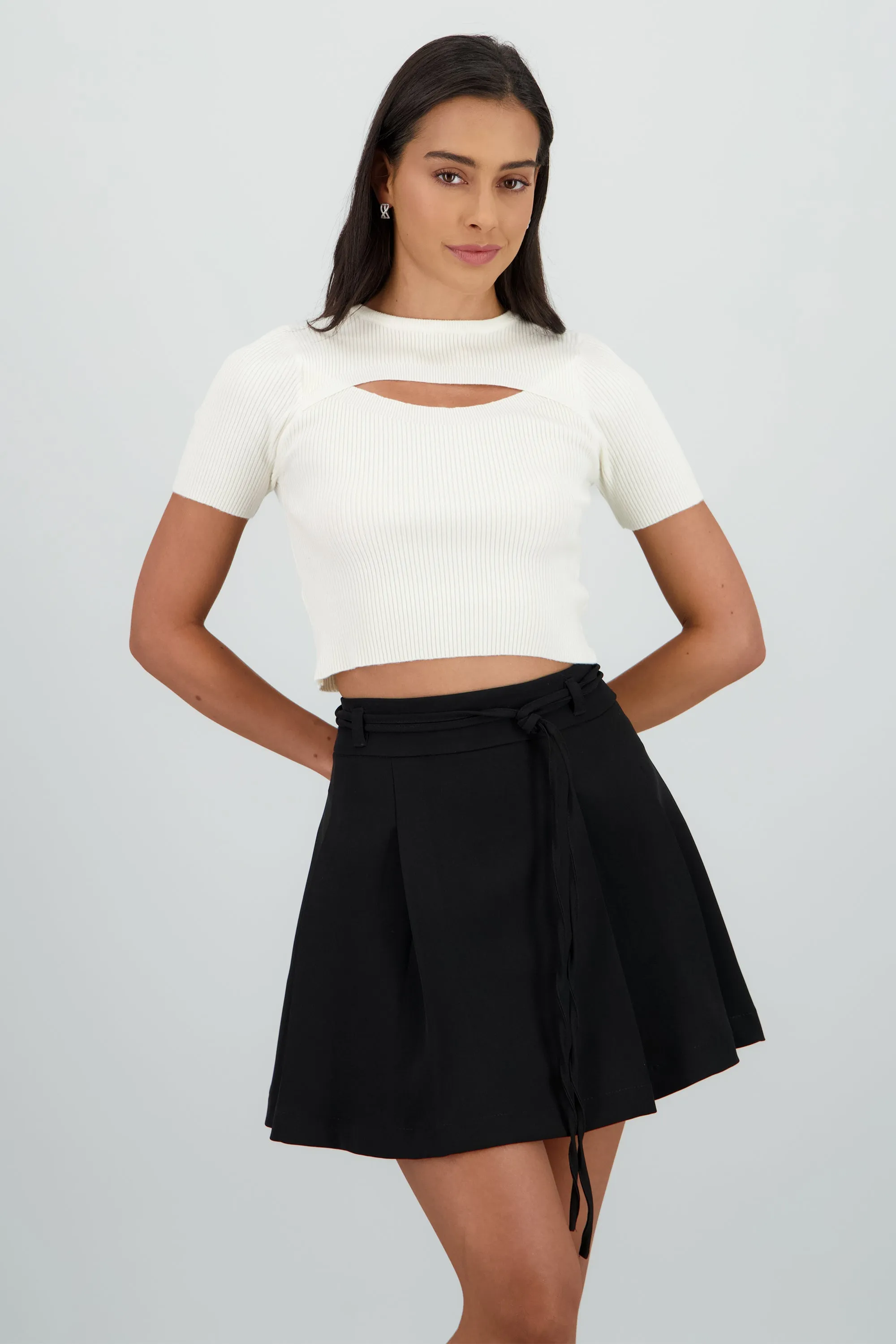 Top manga corte cut out sold by Shasa