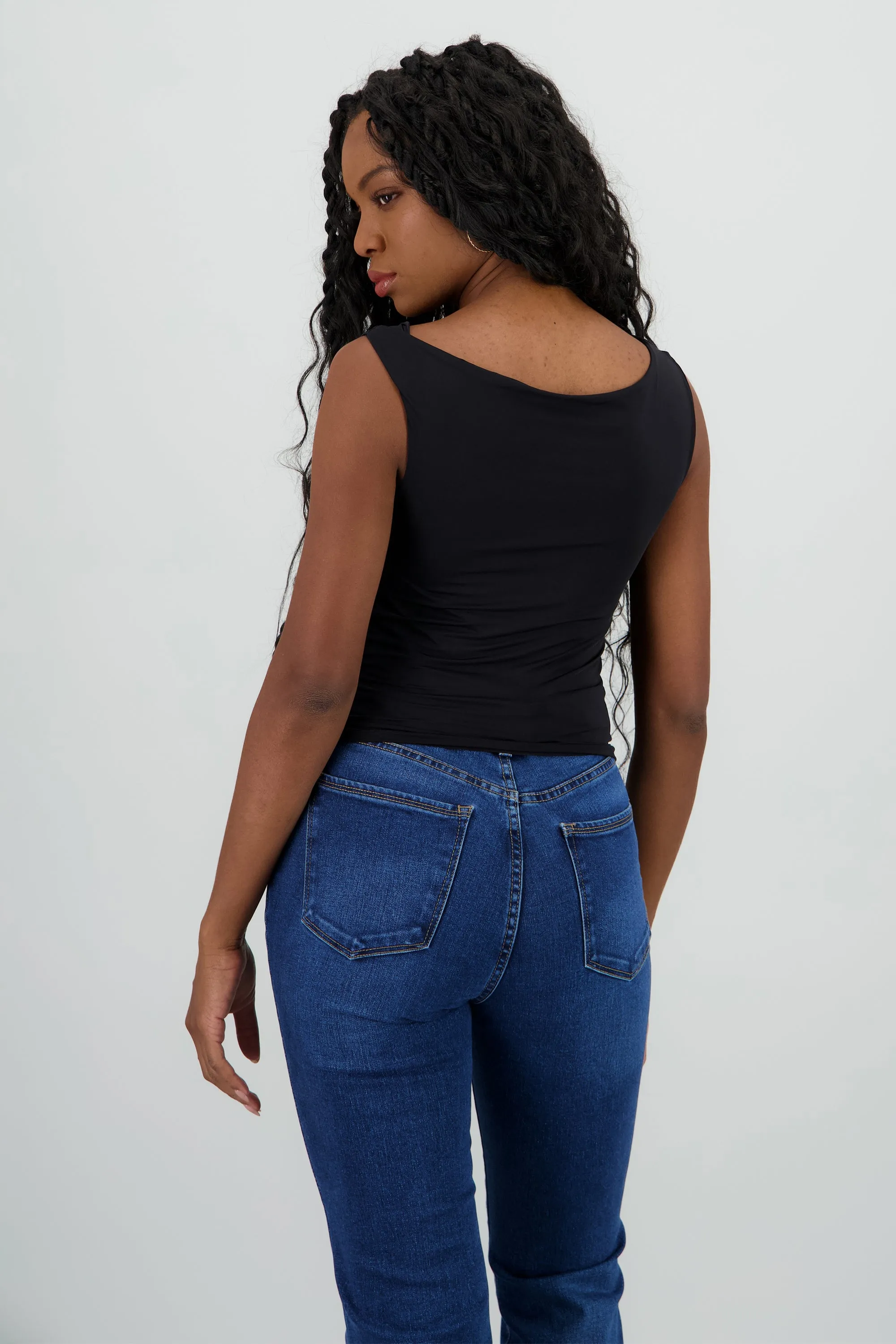 Top detalle tirante volteado licra tacto suave sold by Shasa product image thumbnail 4