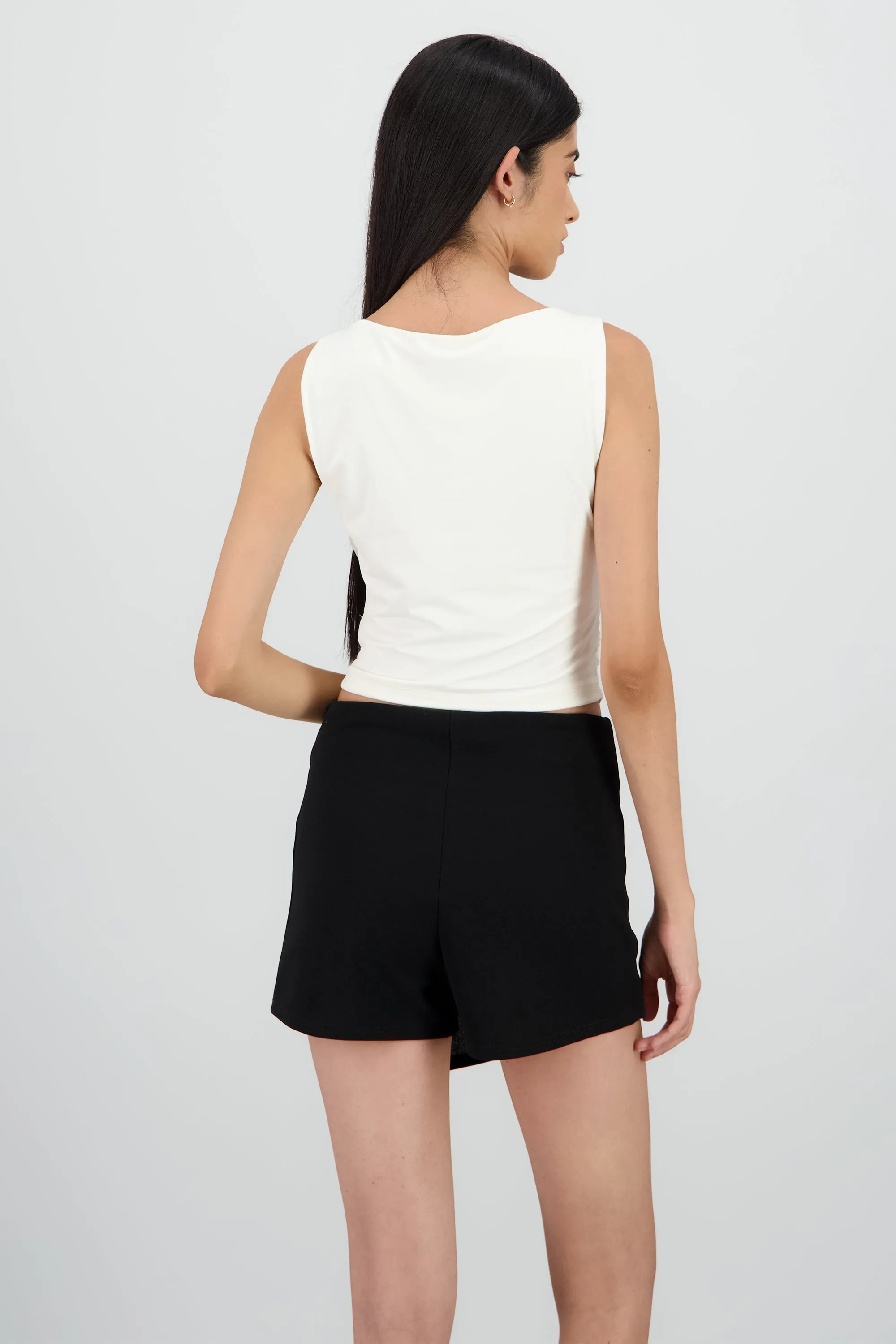 Top sin mangas escote columpio licra tacto suave sold by Shasa product image thumbnail 4