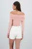 TOP OFF SHOULDER SEAMLESS sold by Shasa