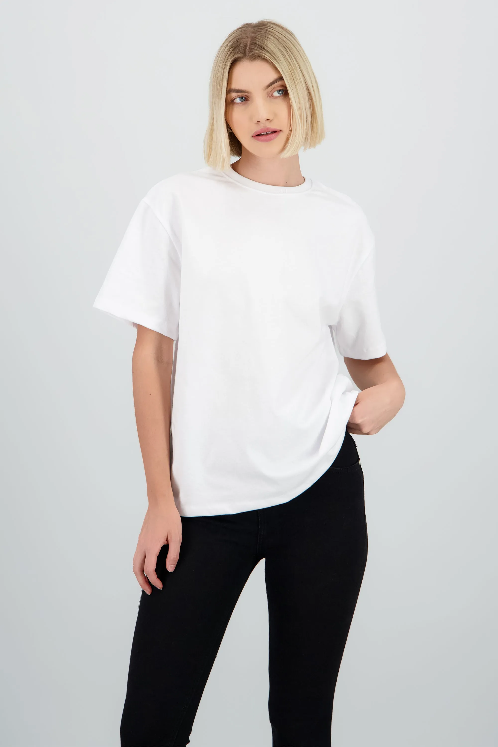 Playera oversize manga corta cuello redondo sold by Shasa product image thumbnail 2