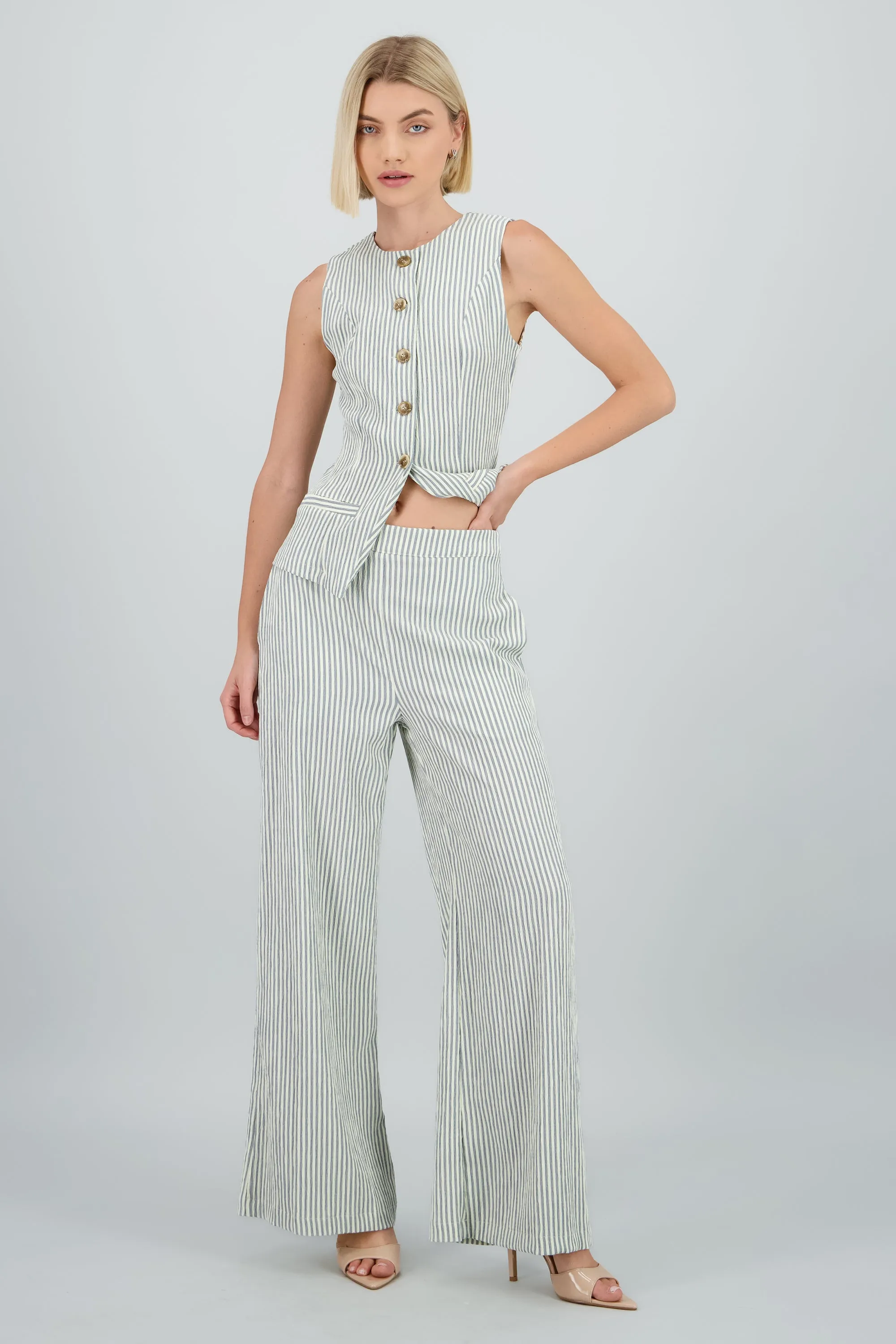 Pantalon amplio rayas sold by Shasa