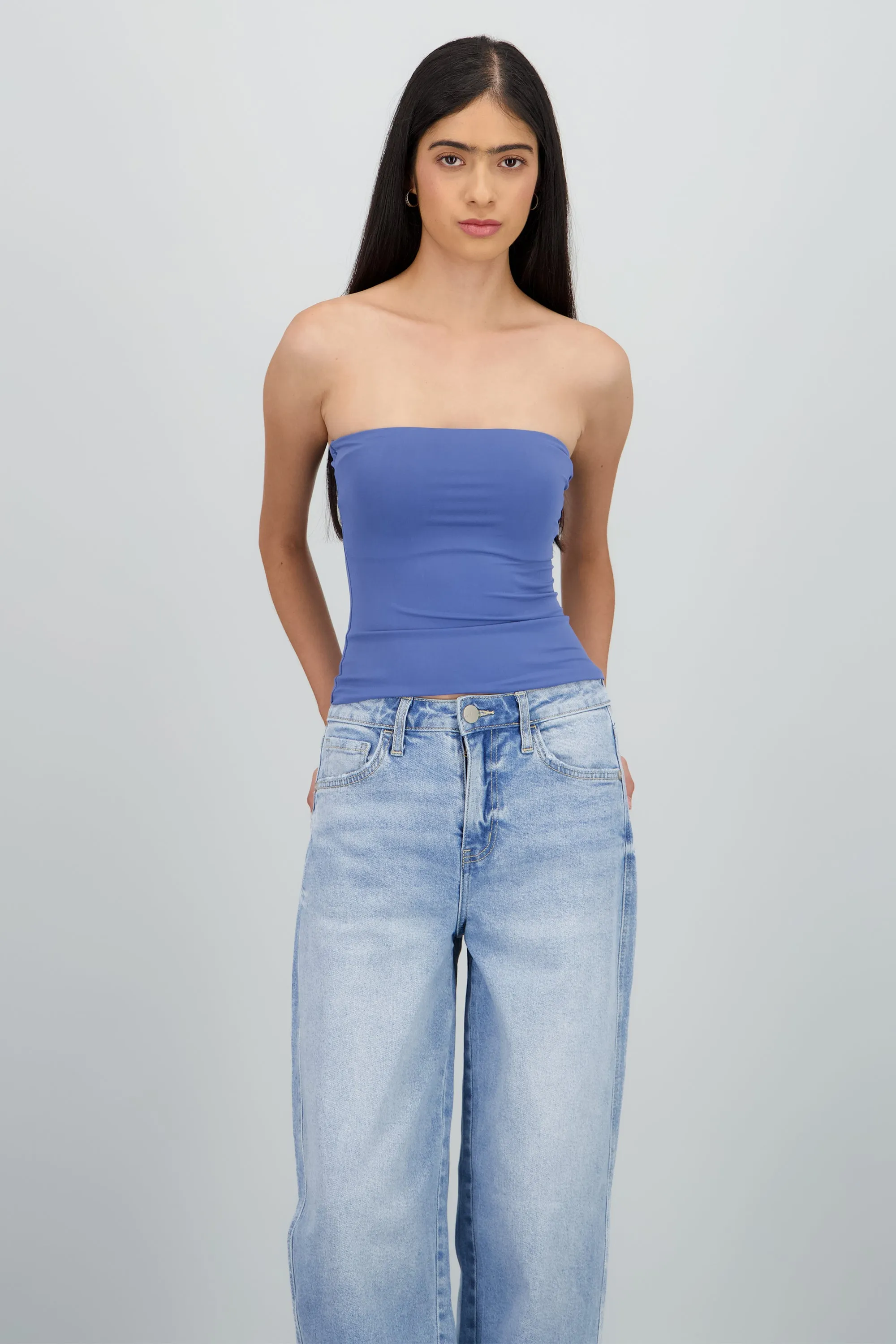 Top tubo liso doble tela sold by Shasa