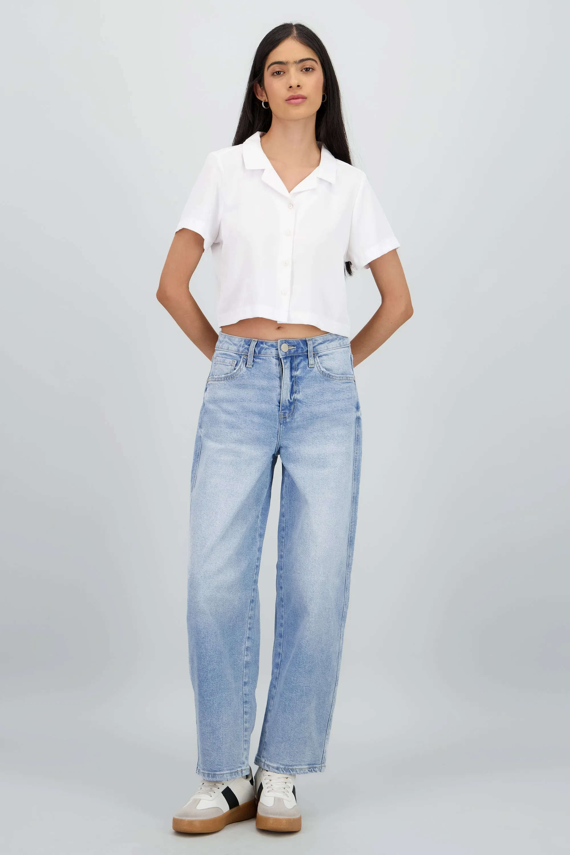 JEANS BARREL MID RISE sold by Shasa