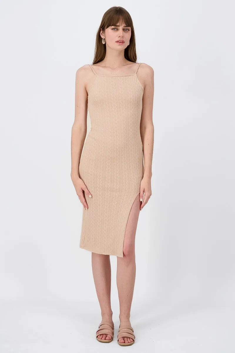 Vestido midi textura entretejida sold by Shasa