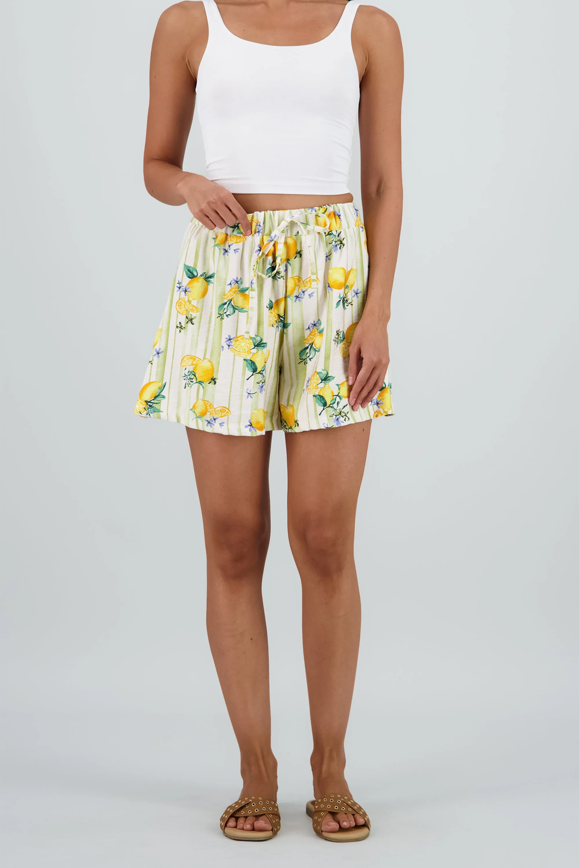 Shorts ligeros estampado limones sold by Shasa product image thumbnail 2