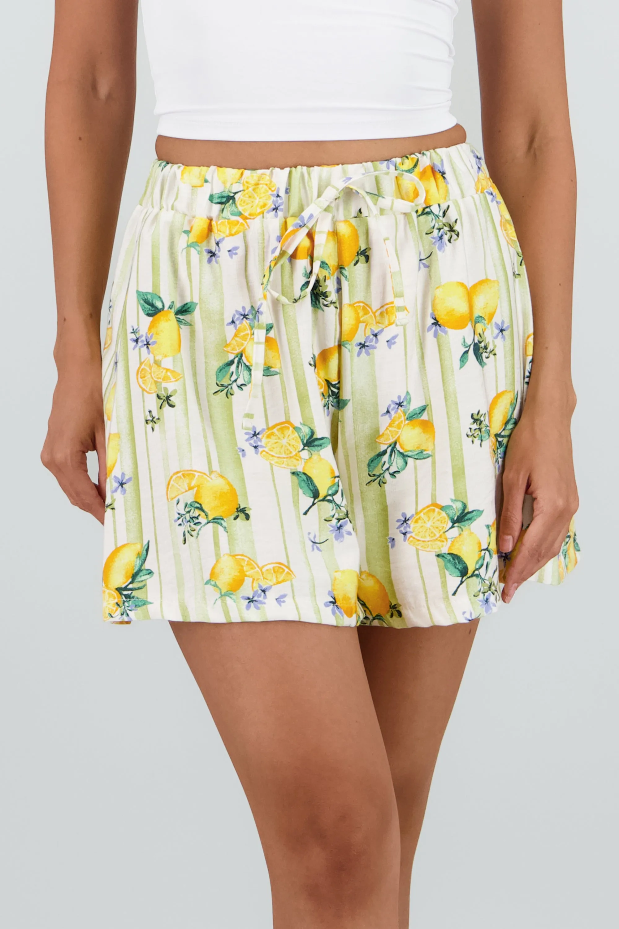 Shorts ligeros estampado limones sold by Shasa product image thumbnail 3