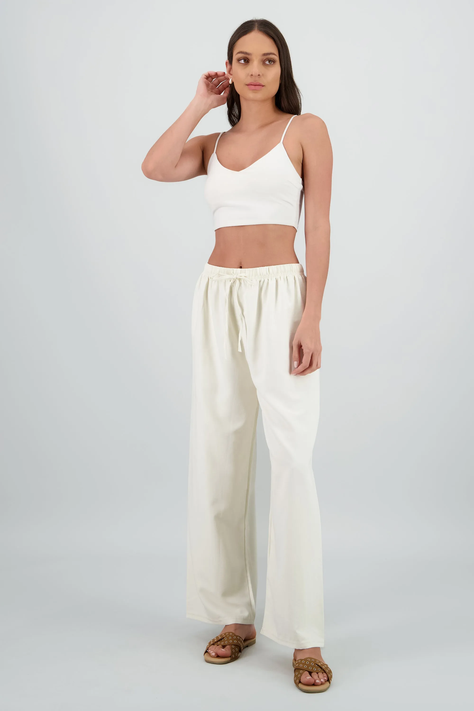 Pantalon liso sold by Shasa