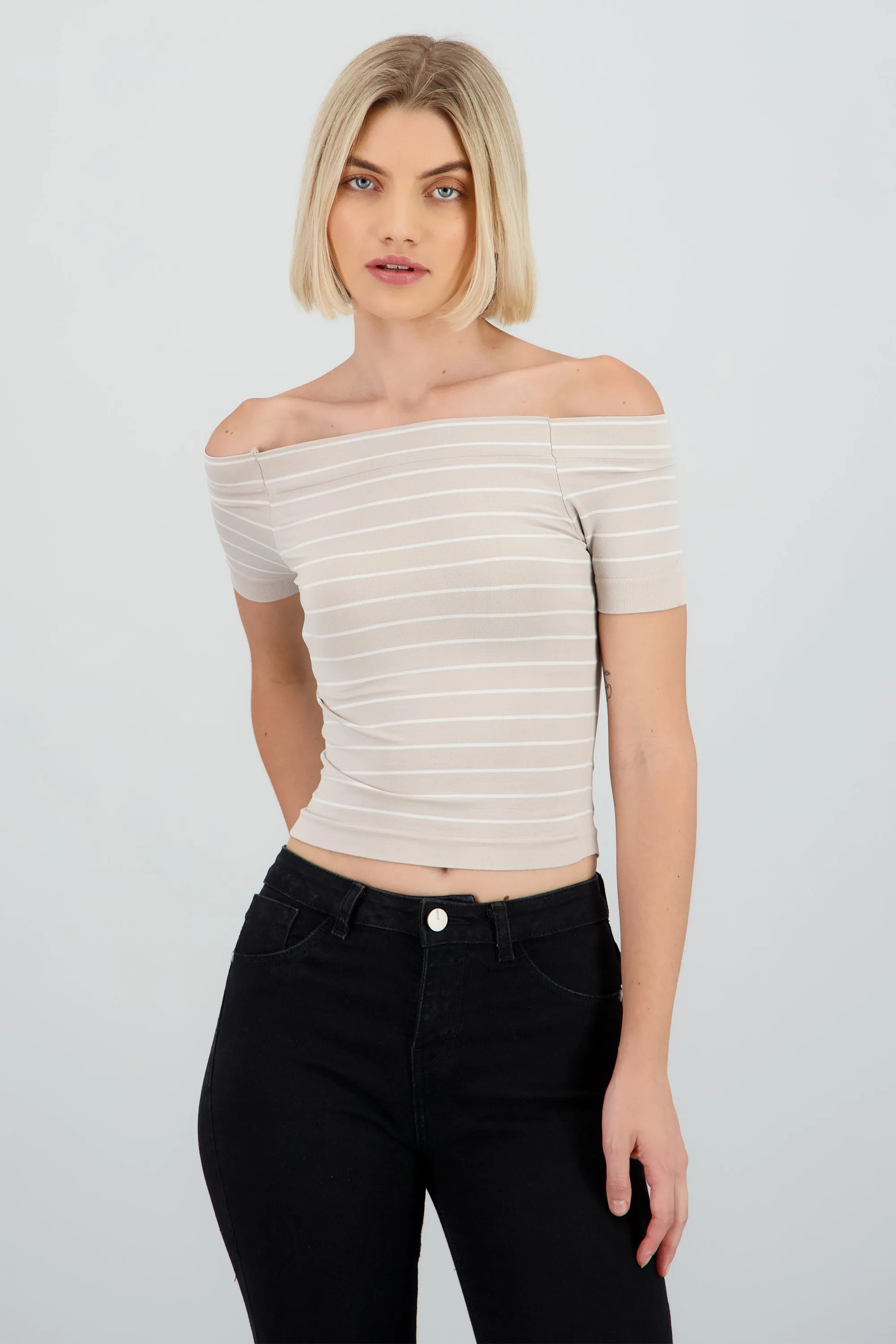 Top rayas off shoulder sold by Shasa