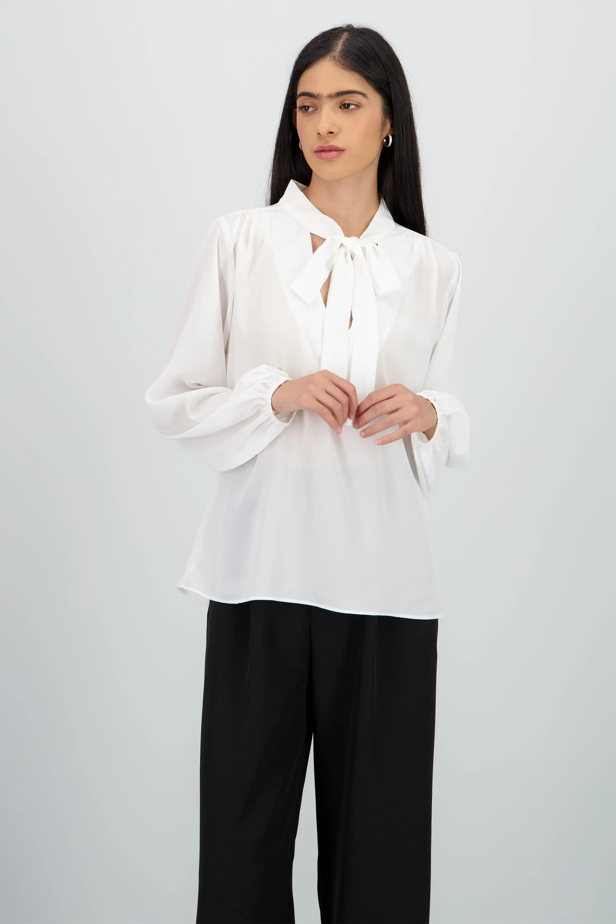 Blusa manga larga ligera bufanda sold by Shasa product image thumbnail 2
