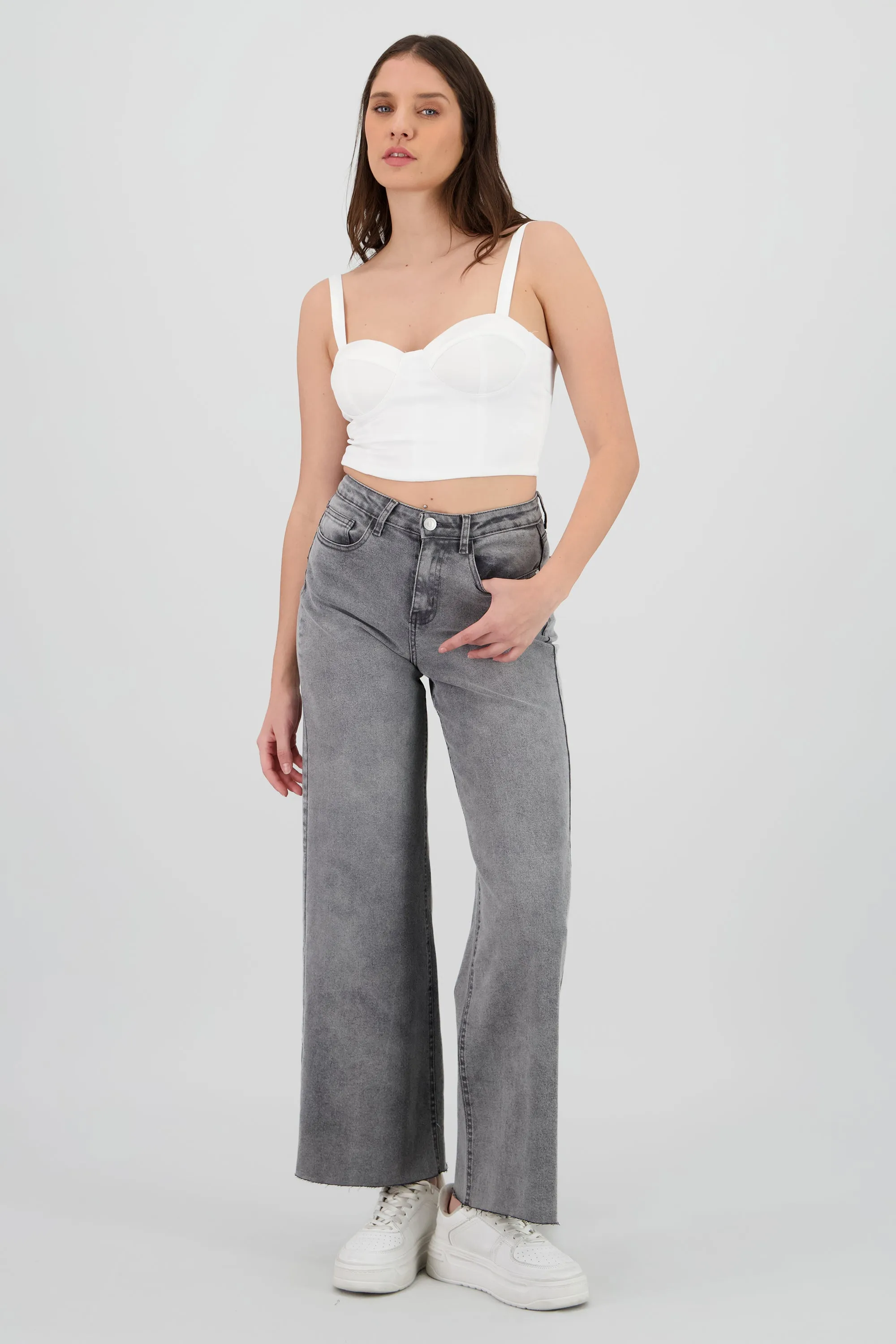 Jeans wide leg confort sold by Shasa