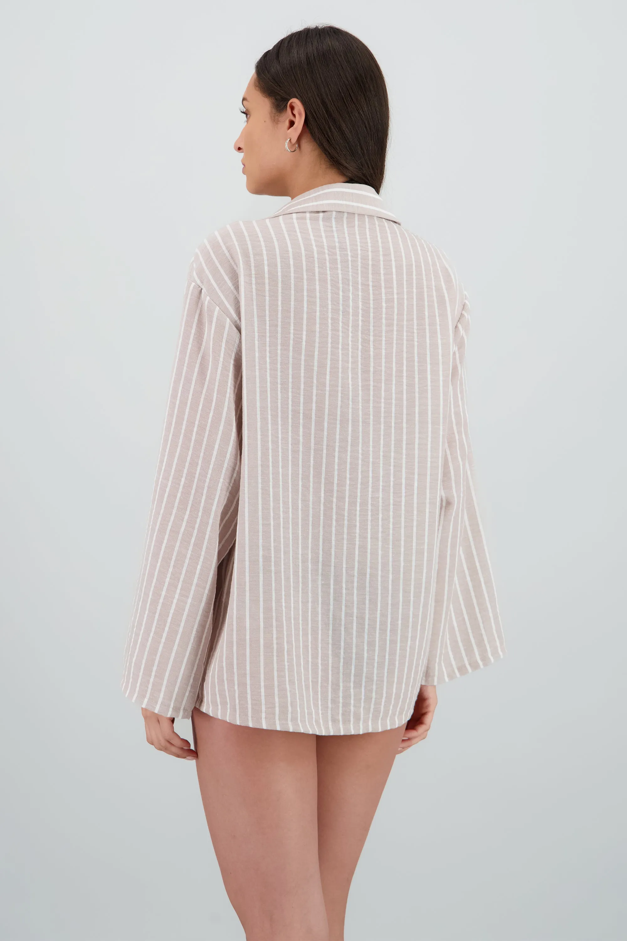 Camisa oversized lineas sold by Shasa product image thumbnail 4