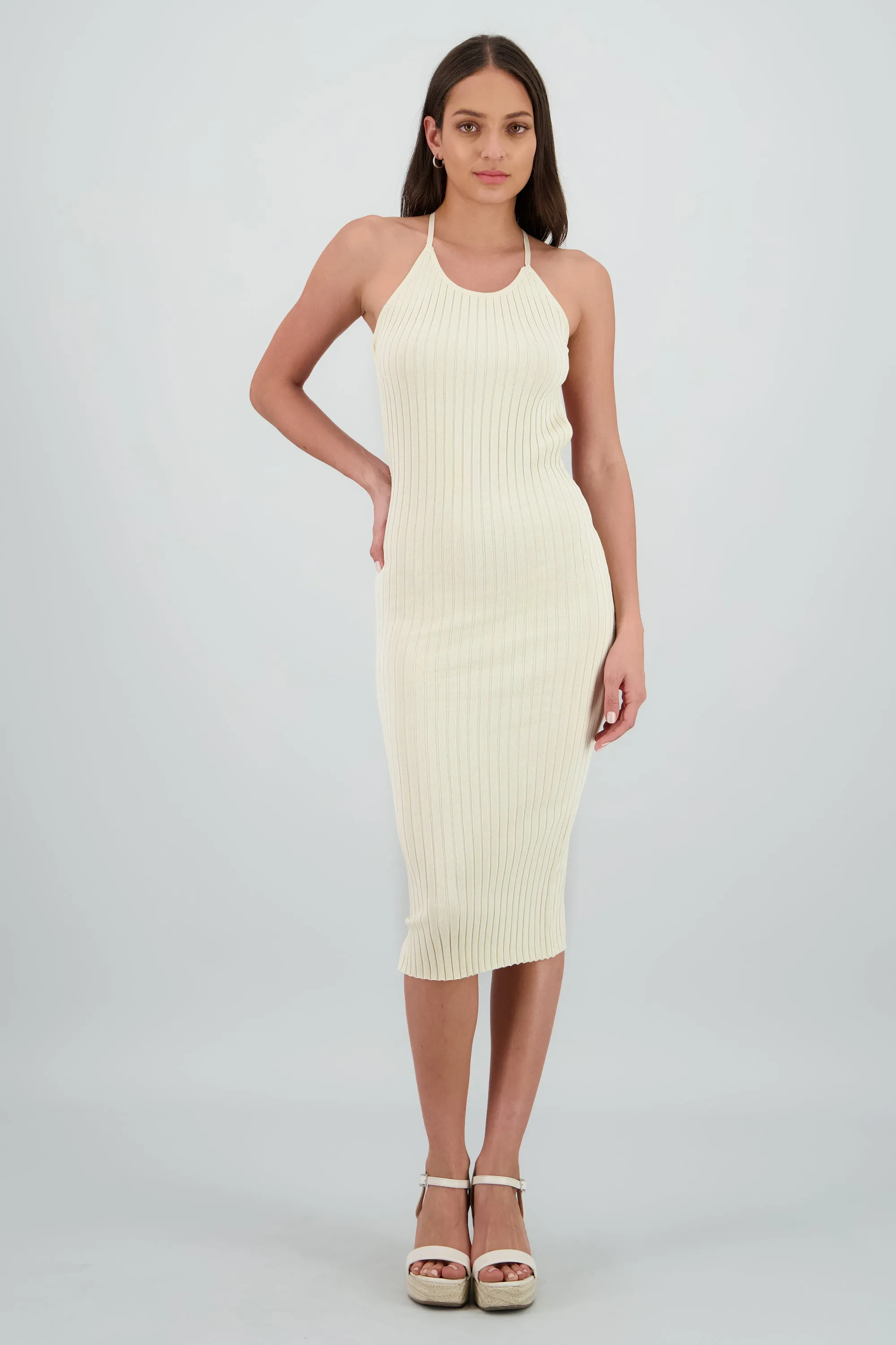 Vestido tejido espalda abierta sold by Shasa