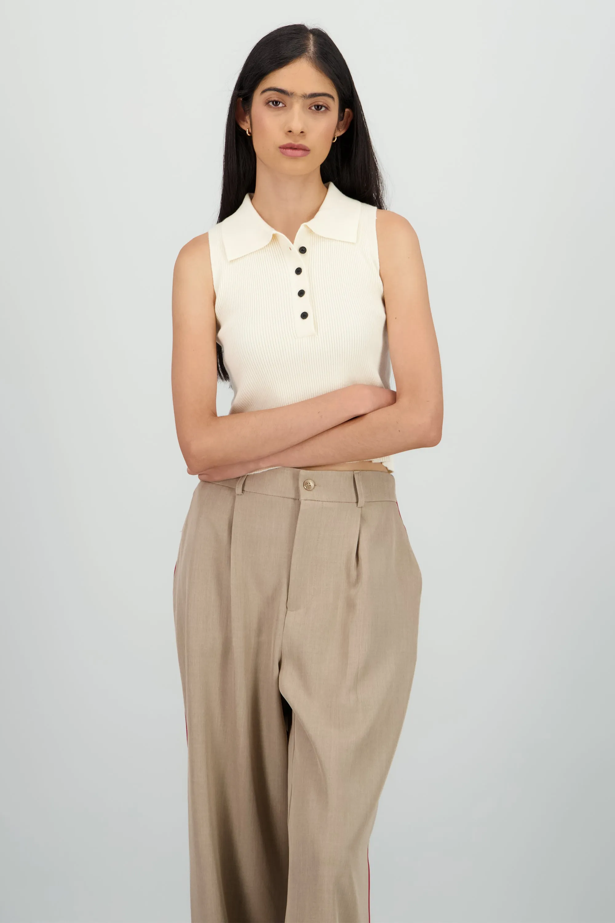 Top tejido cuello polo sin mangas sold by Shasa product image thumbnail 2