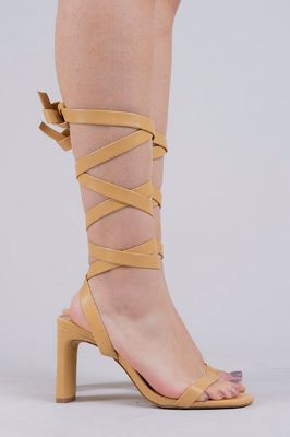 Tacón abierto efecto piel cinta ancha sold by Shasa