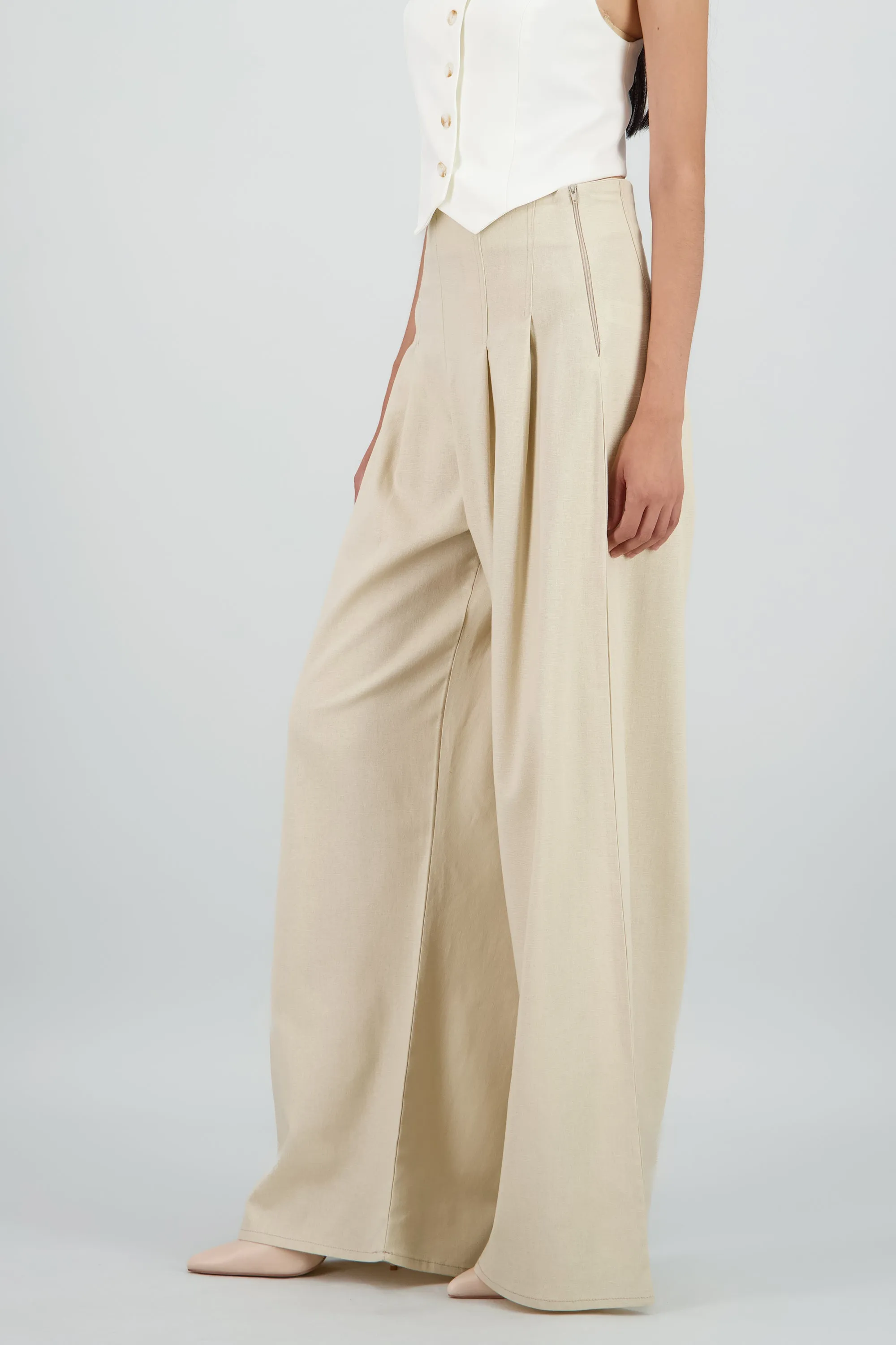 Pantalon wide leg sold by Shasa product image thumbnail 3