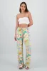 Pantalon amplio estampado sold by Shasa