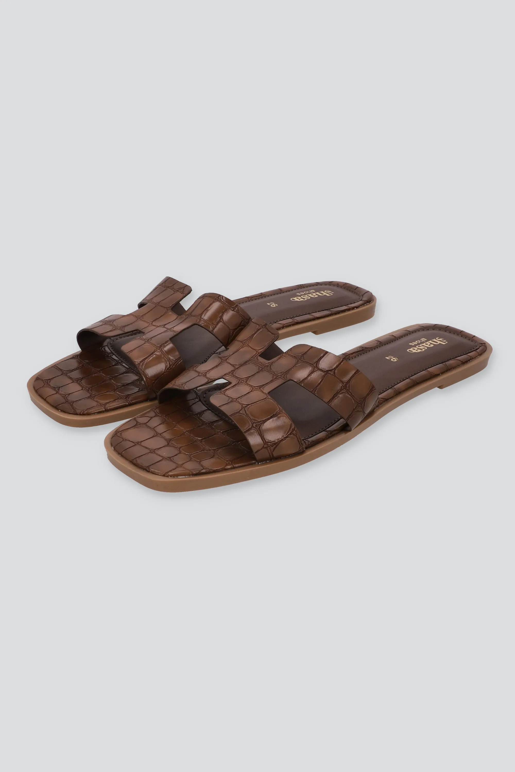 Sandalia greca cocodrilo sold by Shasa