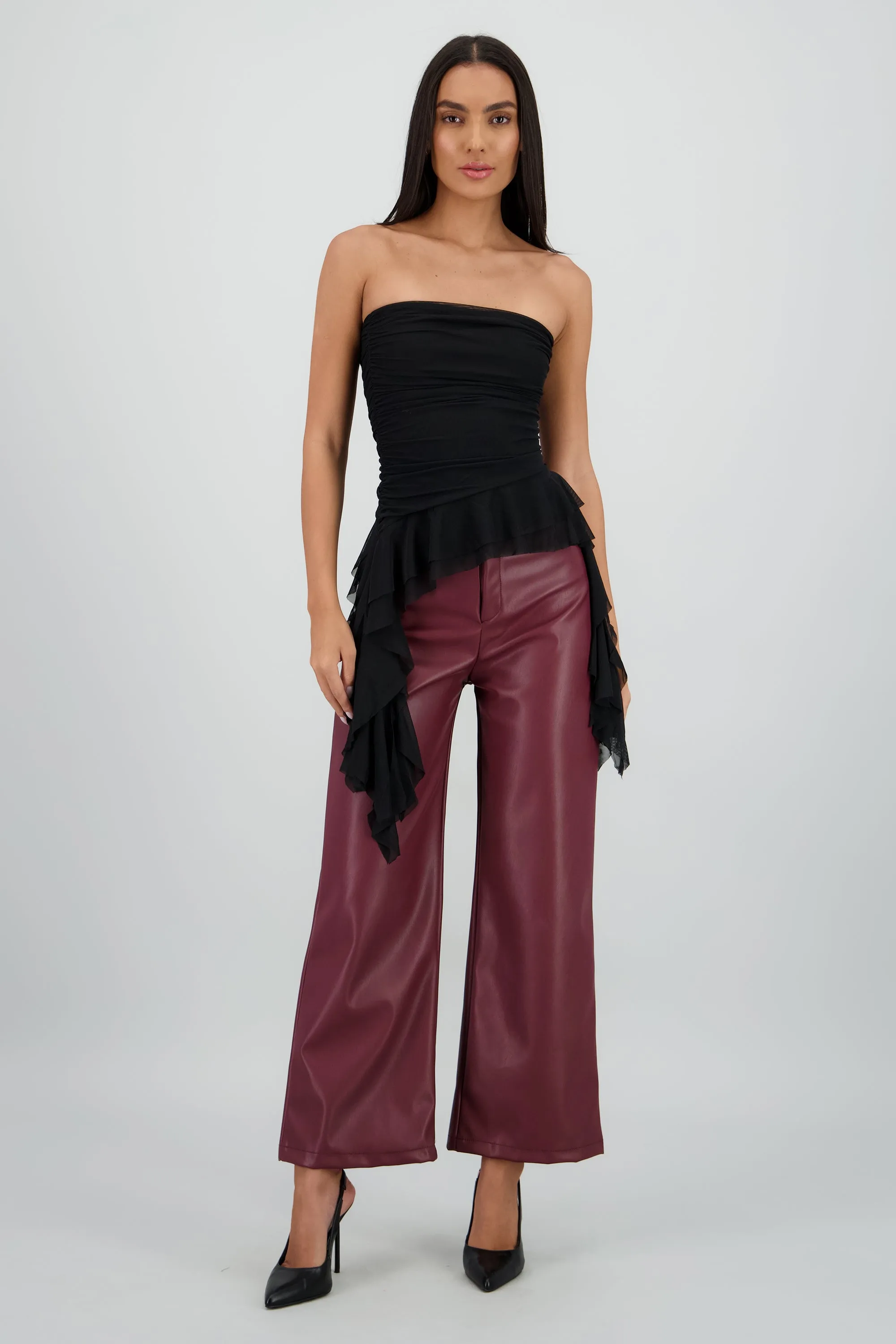 Top strapless drapeado sold by Shasa