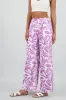 Pantalon wide leg satin estampado flores sold by Shasa