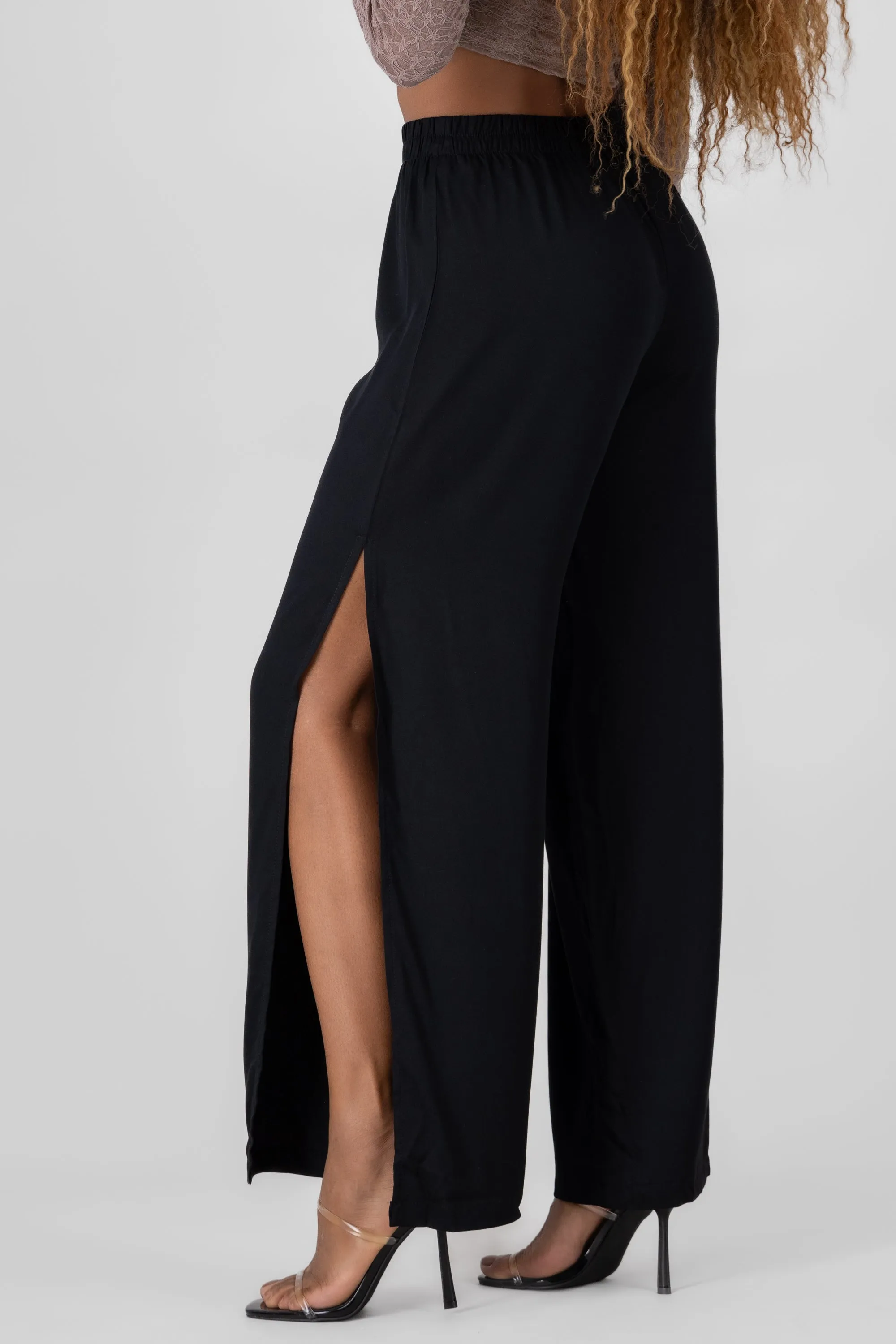 Pantalon aberturas costados sold by Shasa product image thumbnail 3