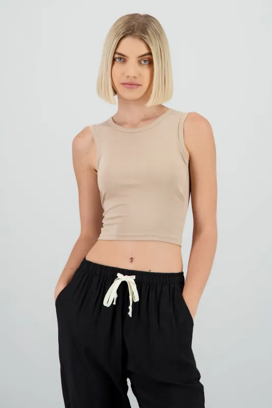 Tank top lisa con copas sold by Shasa