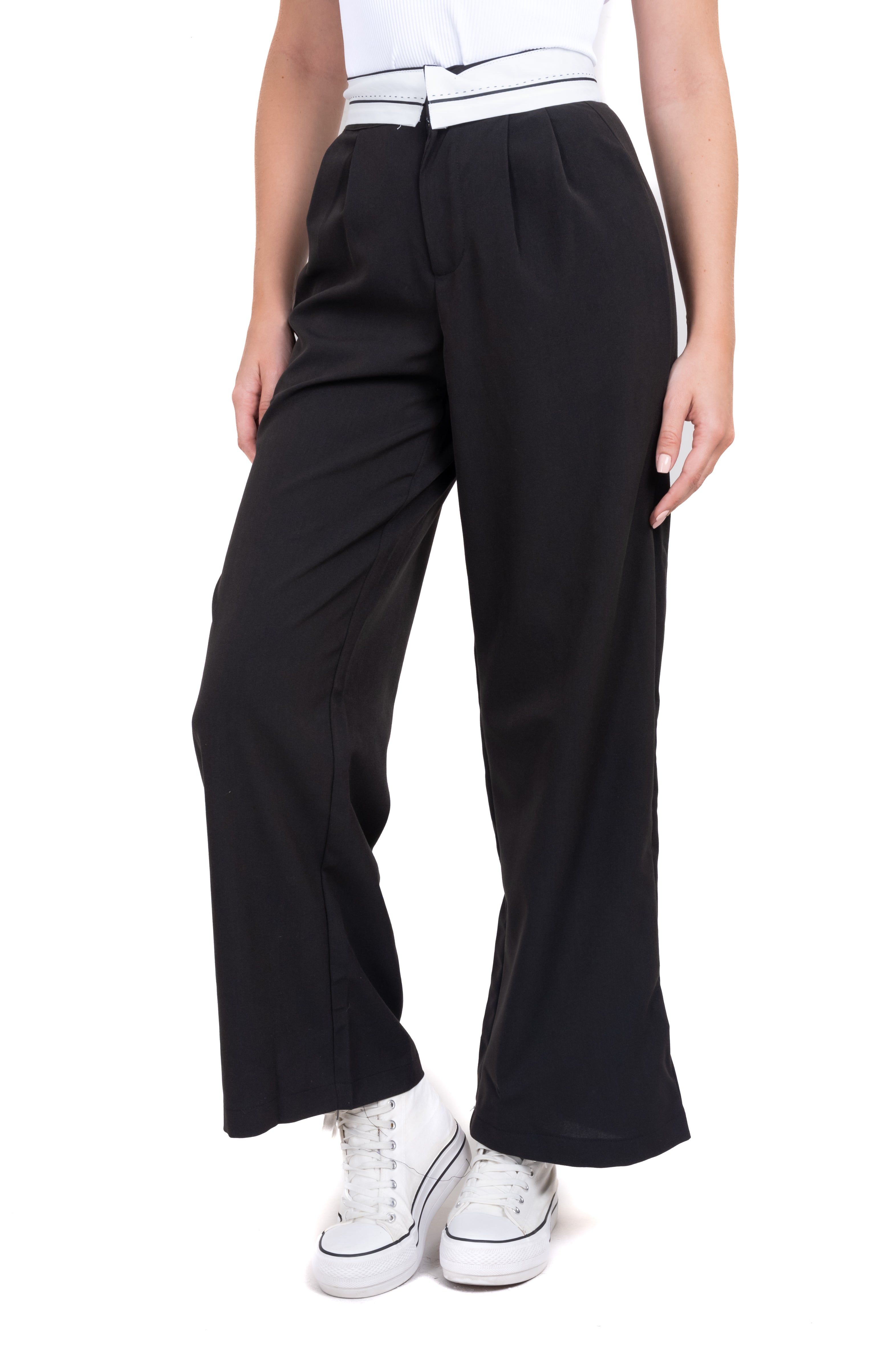 Pantalón recto cintura bicolor sold by Shasa