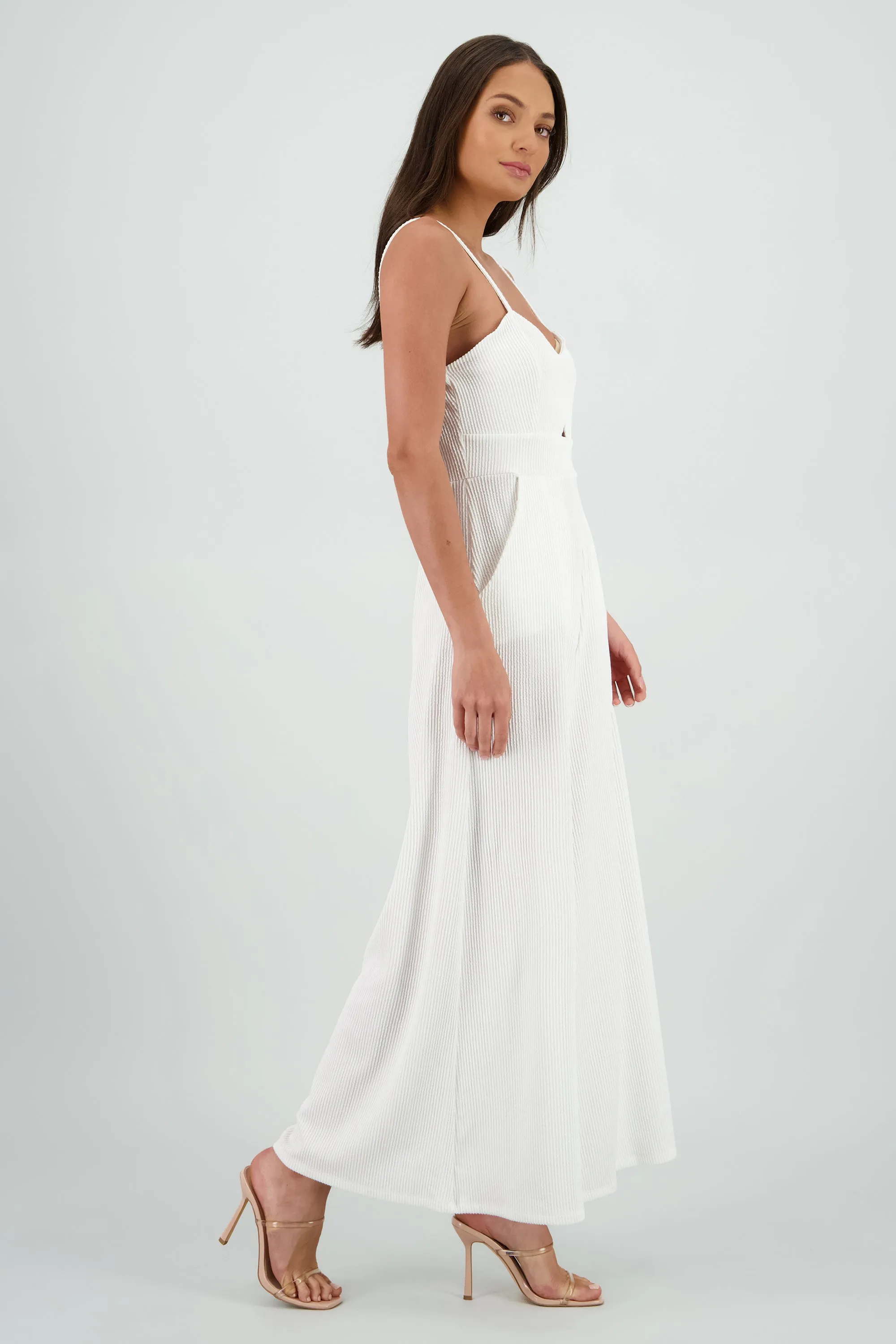 Jumpuit tirantes detalle textura sold by Shasa product image thumbnail 3