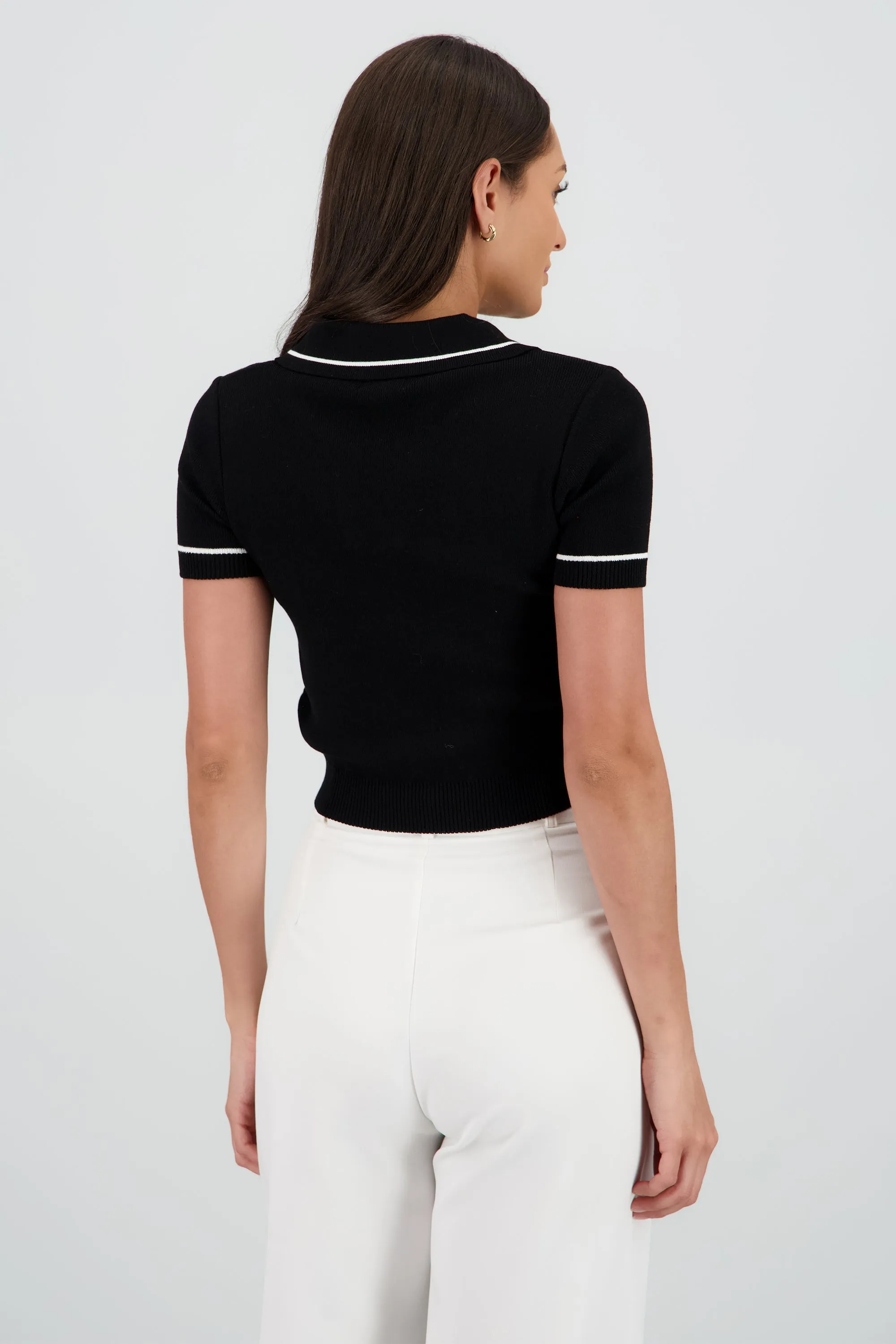 Top cuello camisero contraste sold by Shasa product image thumbnail 4